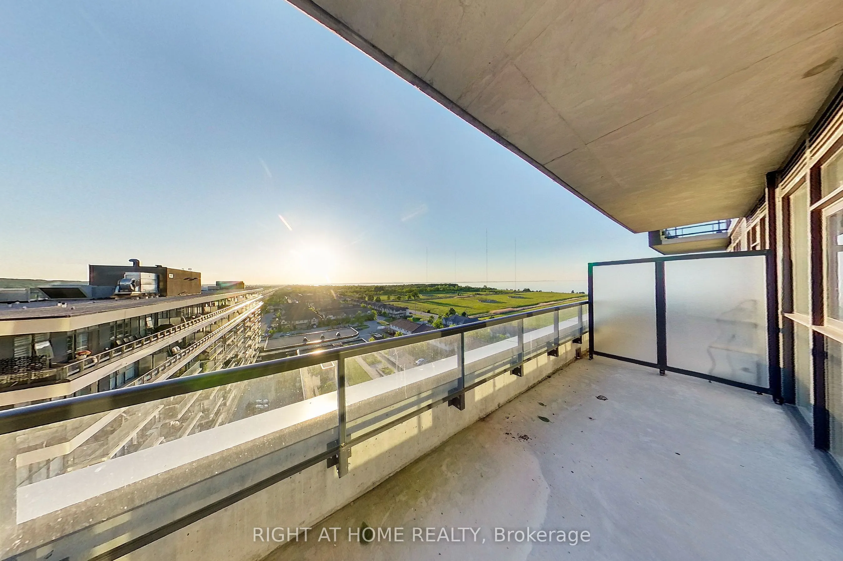 550 North Service Road #1003
