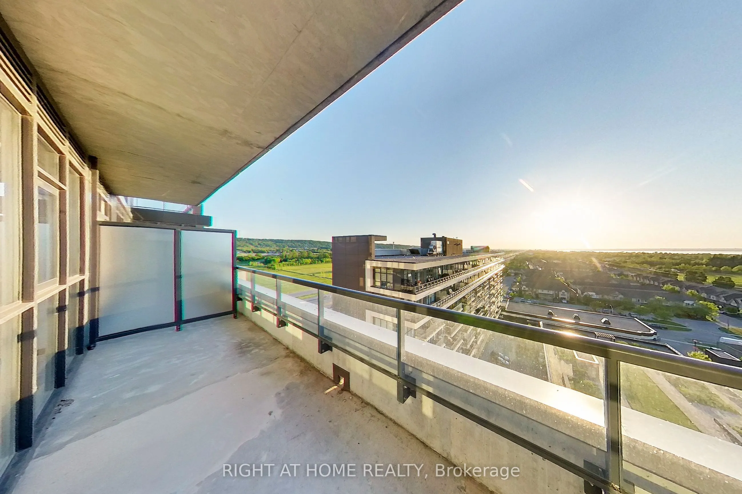 550 North Service Road #1003