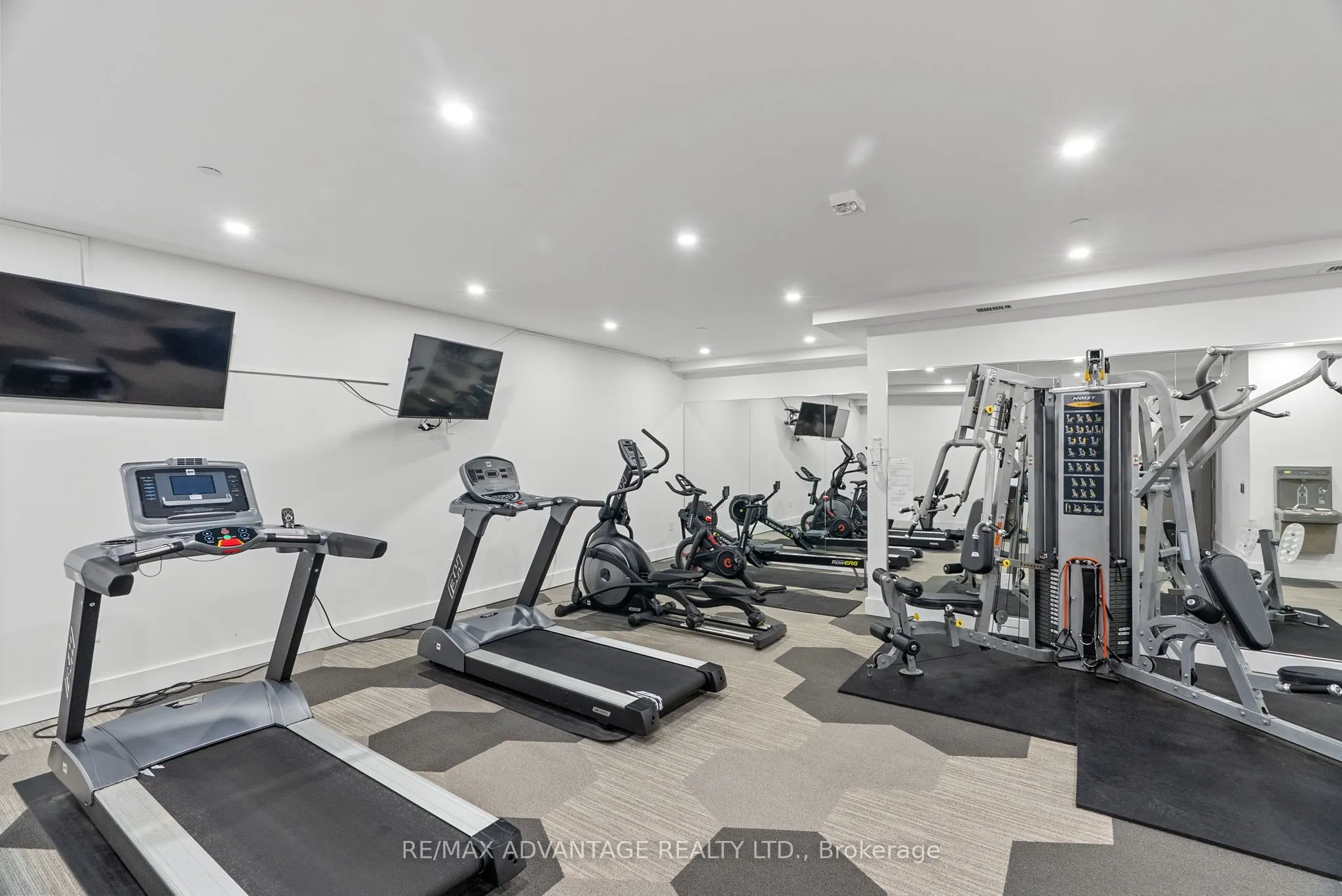 1200 Commissioners Road W #118