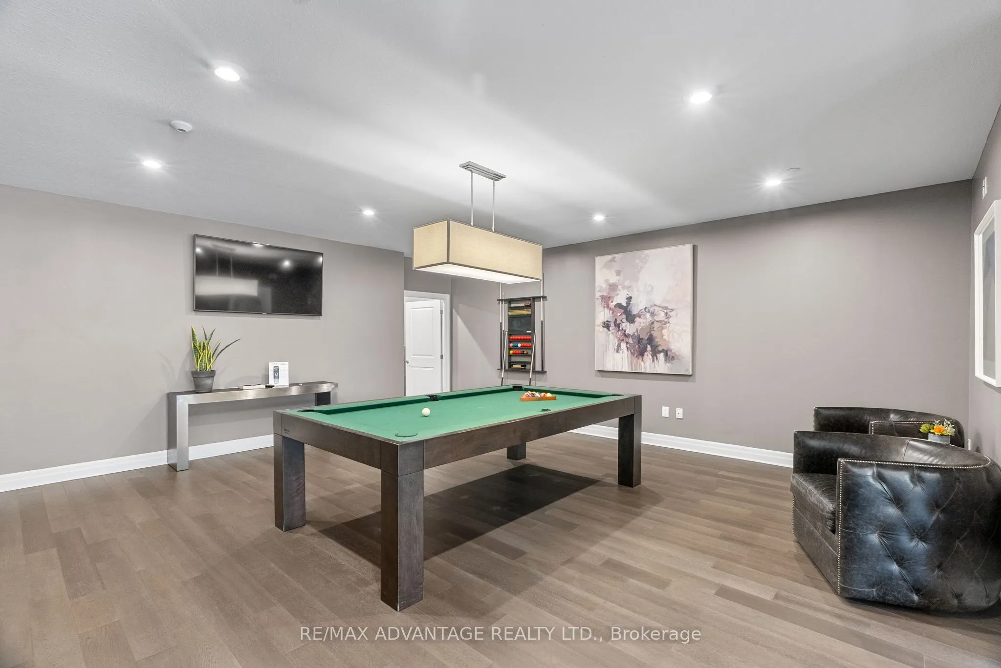 1200 Commissioners Road W #118