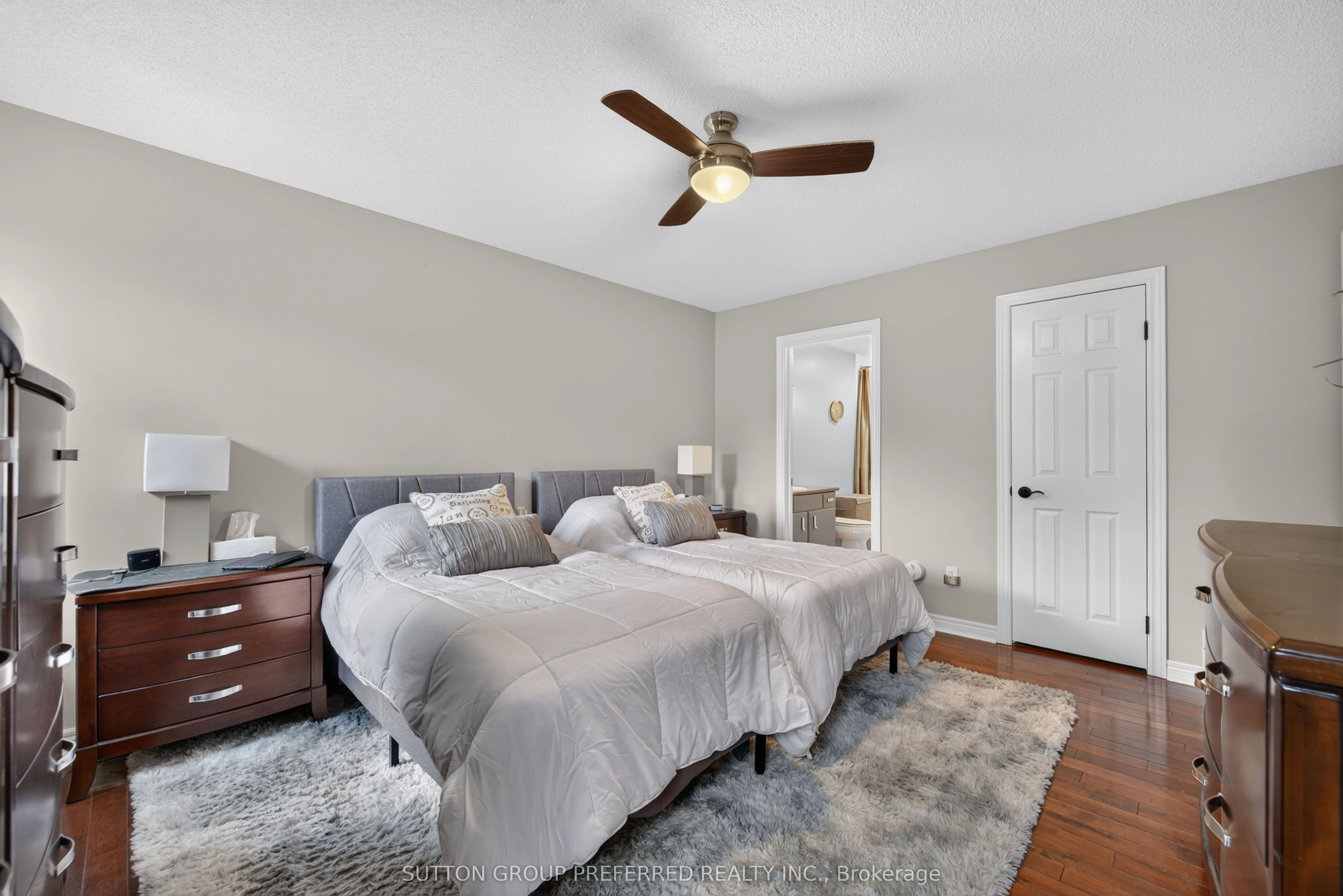 20 Windemere Place #6