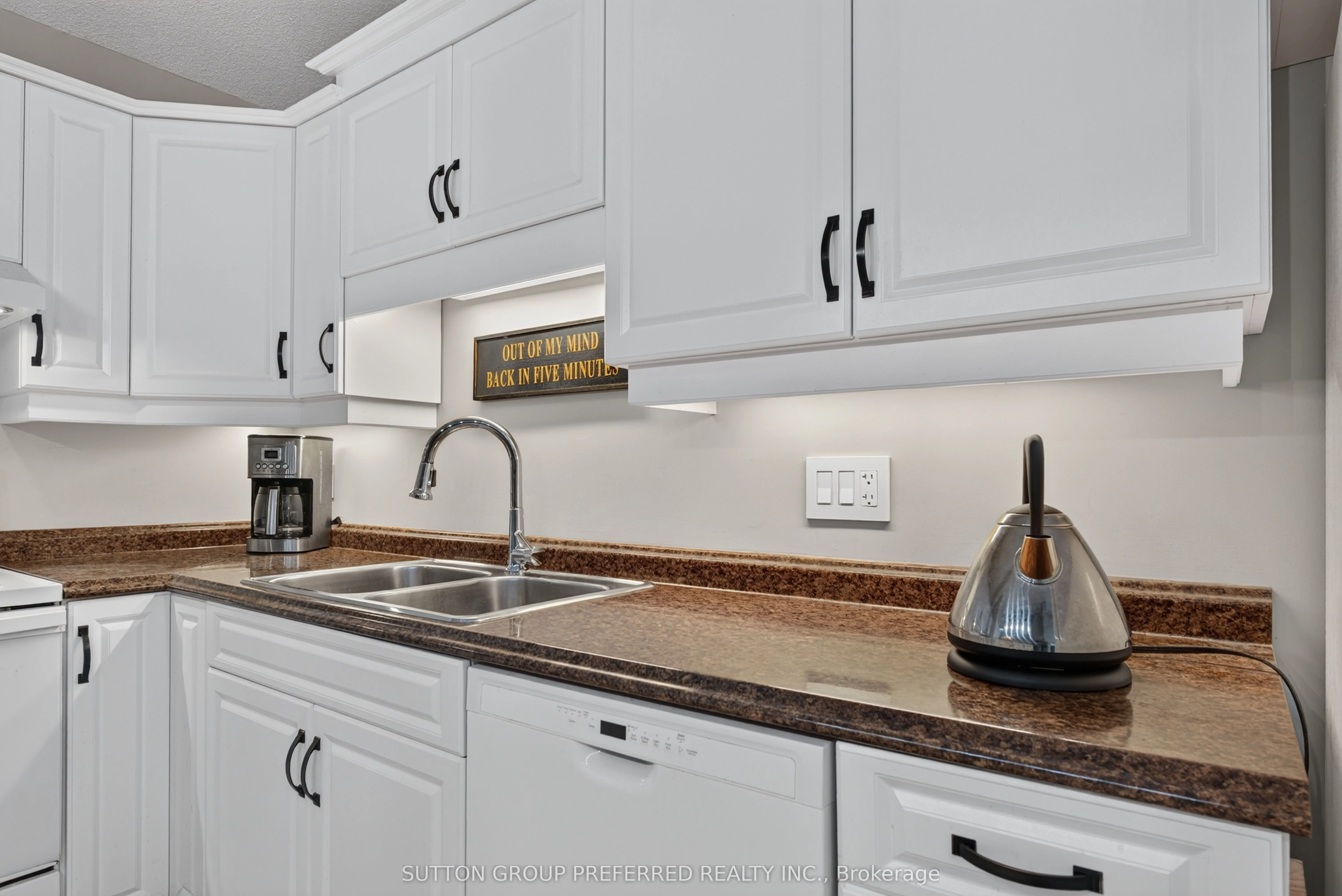 20 Windemere Place #6
