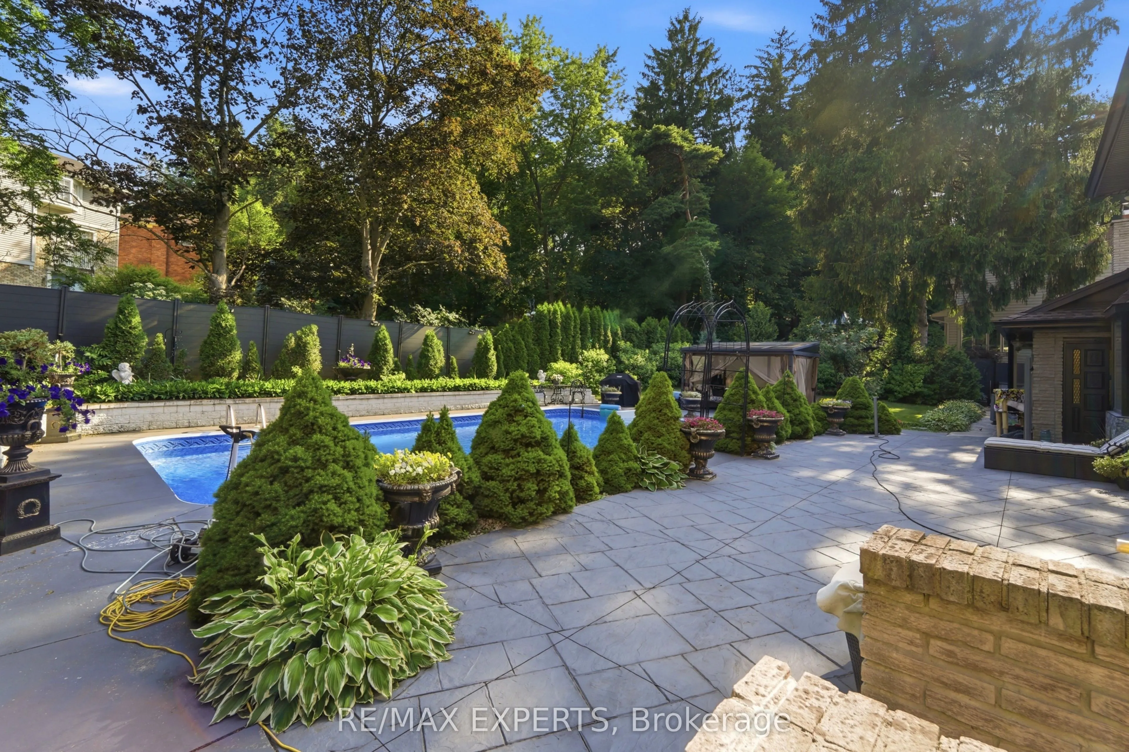 28 Stonegate Drive