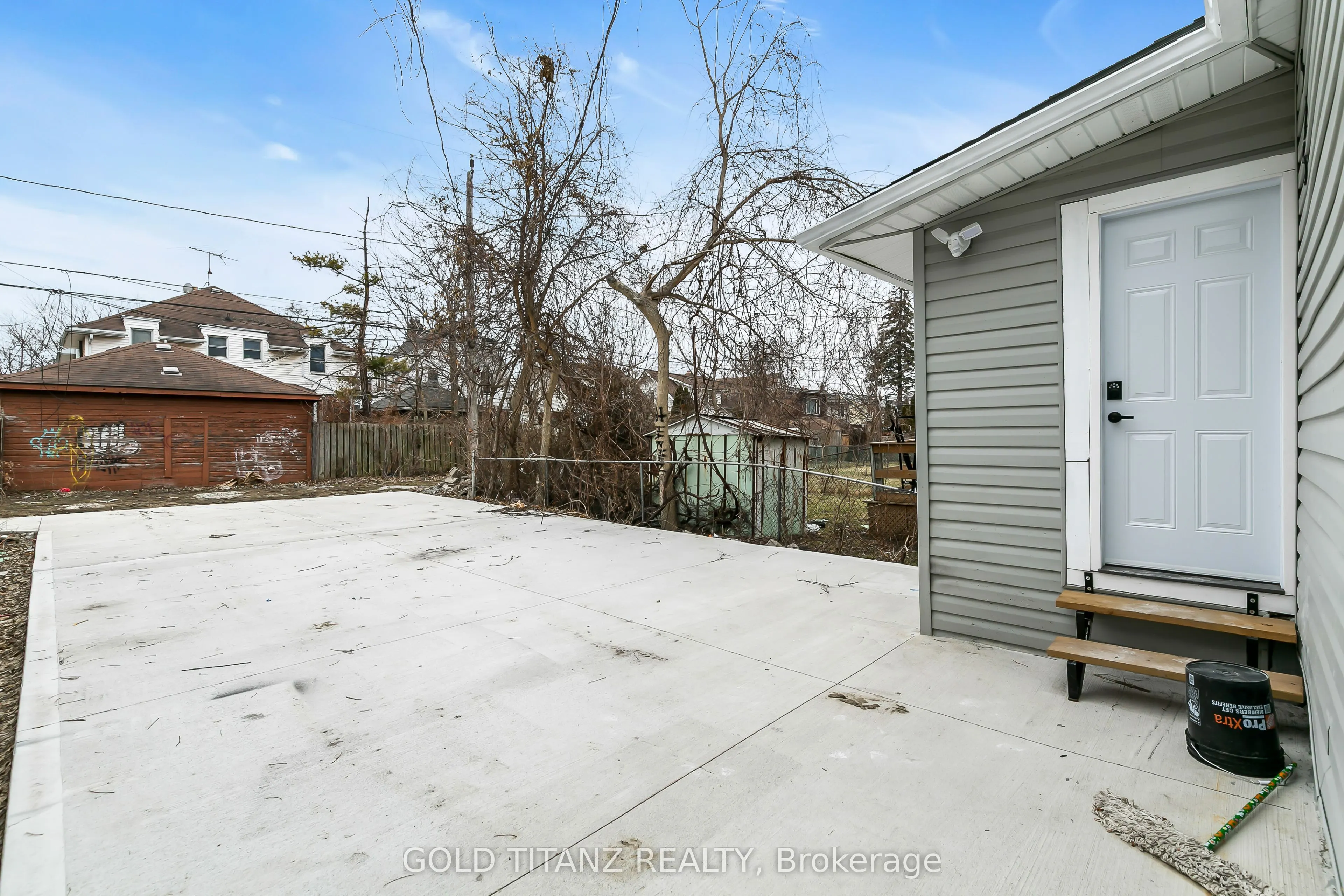 515 Bridge Avenue