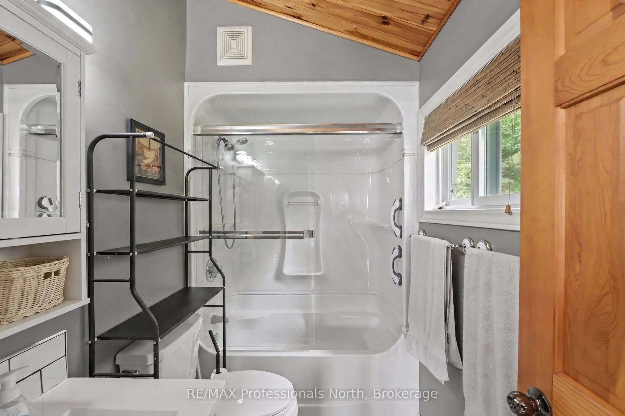 1034 Ablett Court