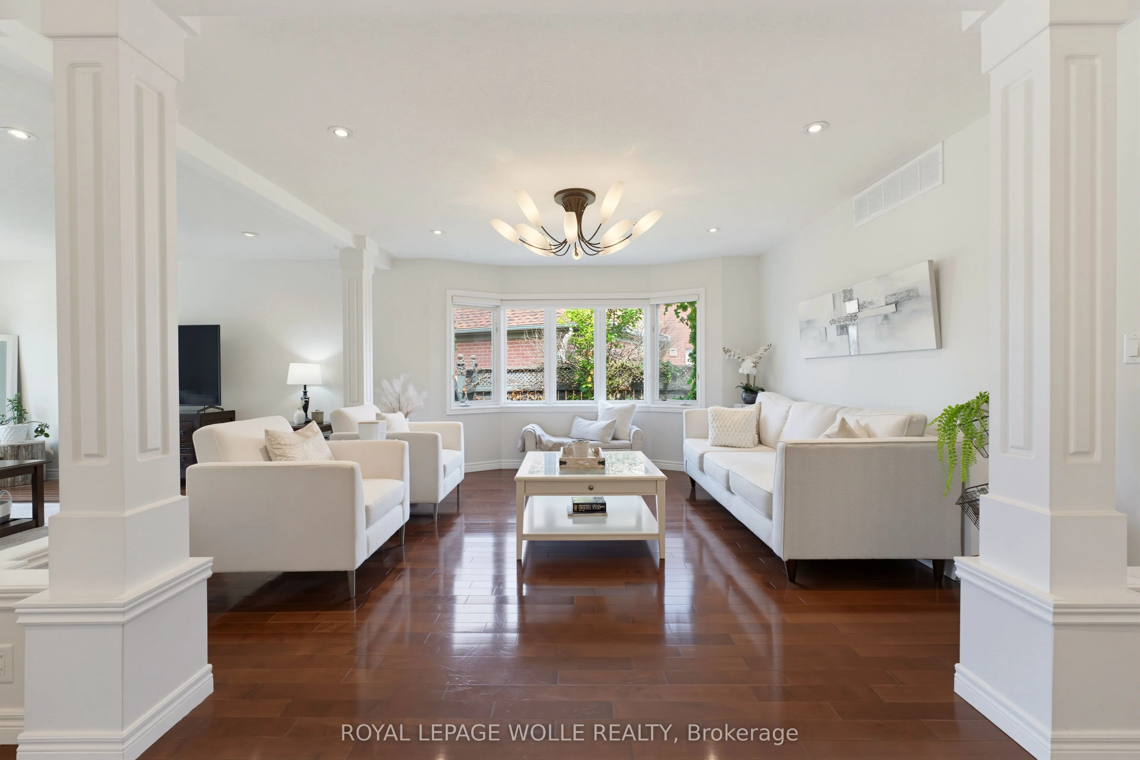 56 Windrush Trail