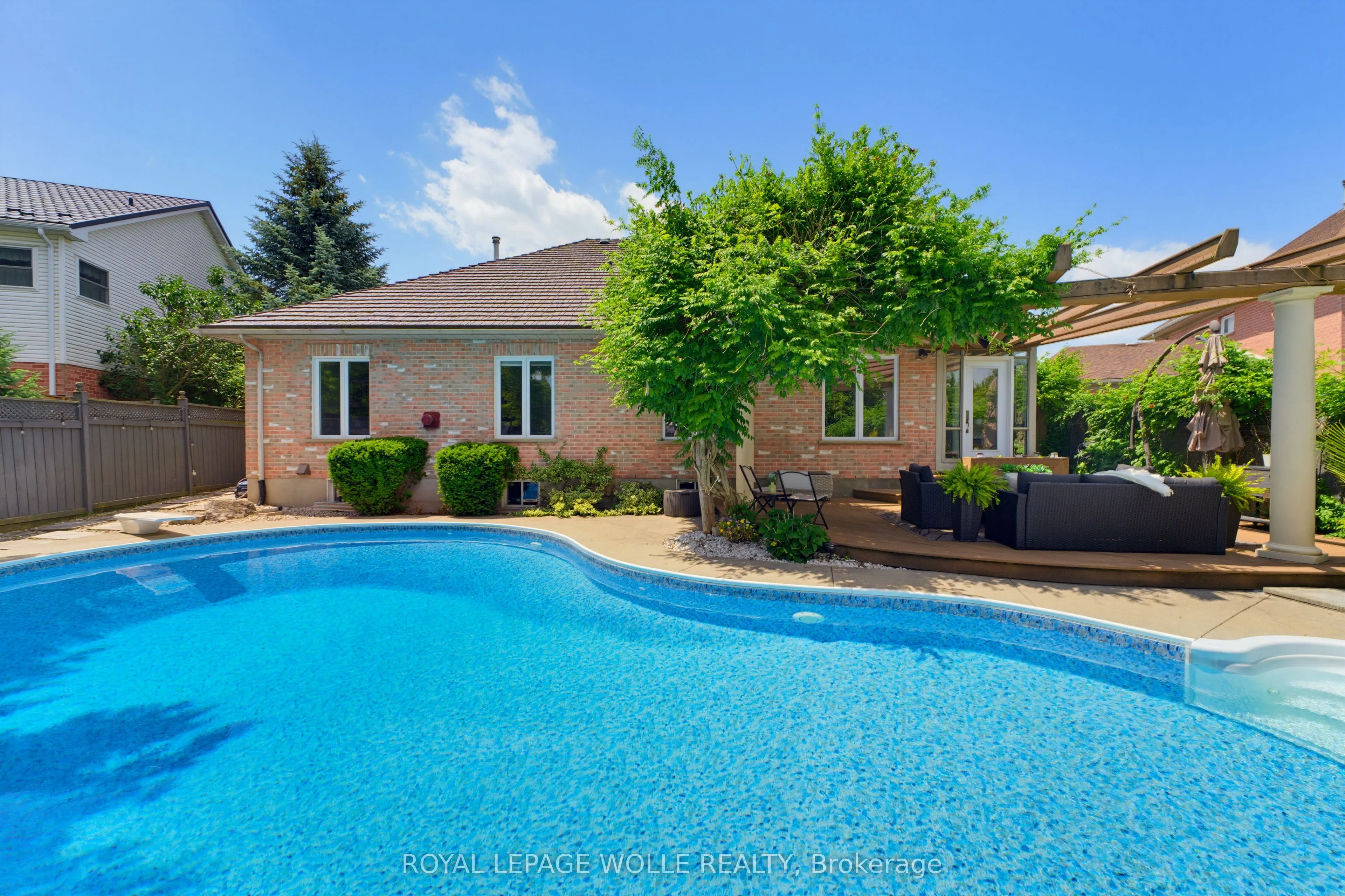 56 Windrush Trail