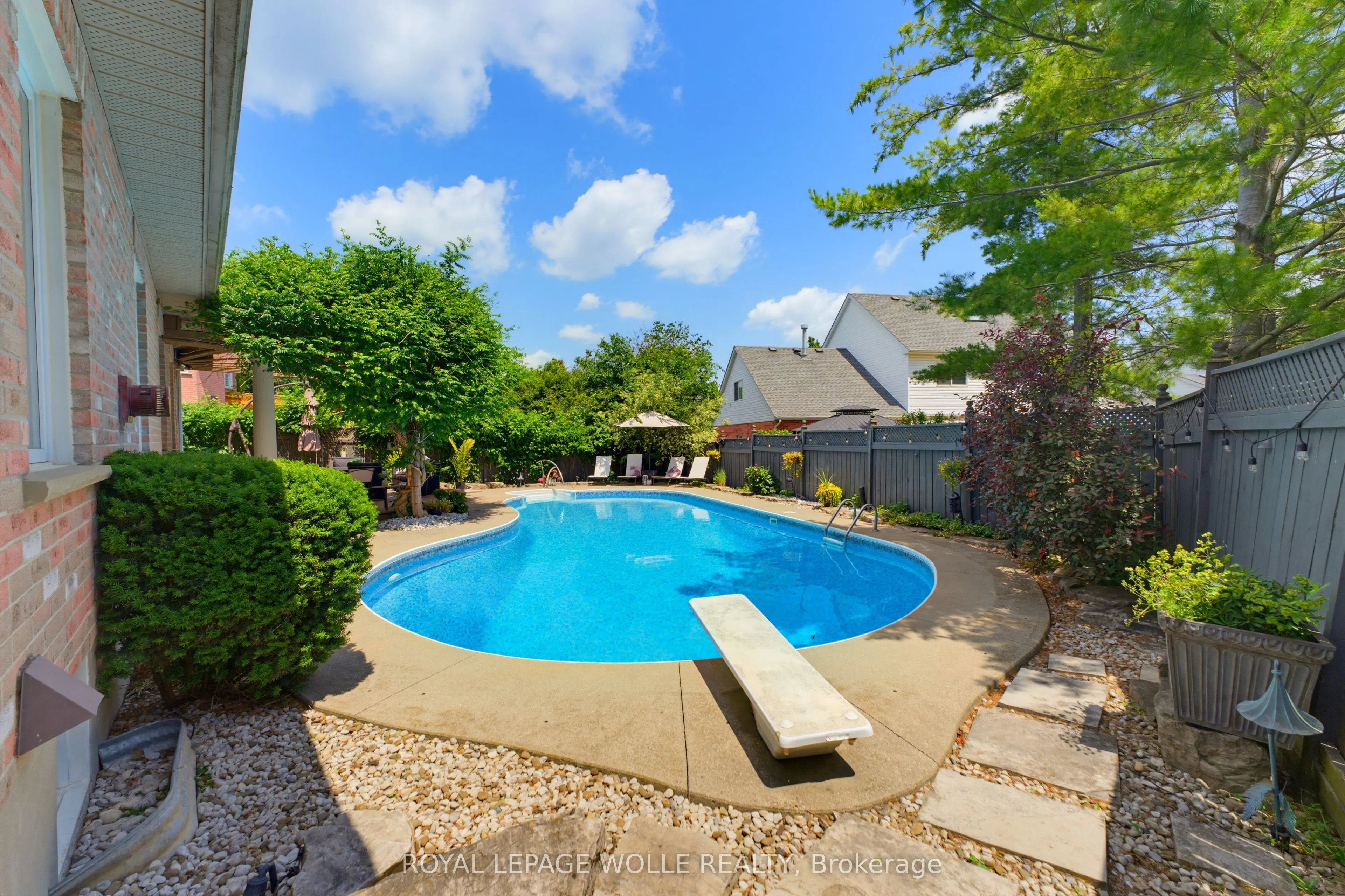 56 Windrush Trail