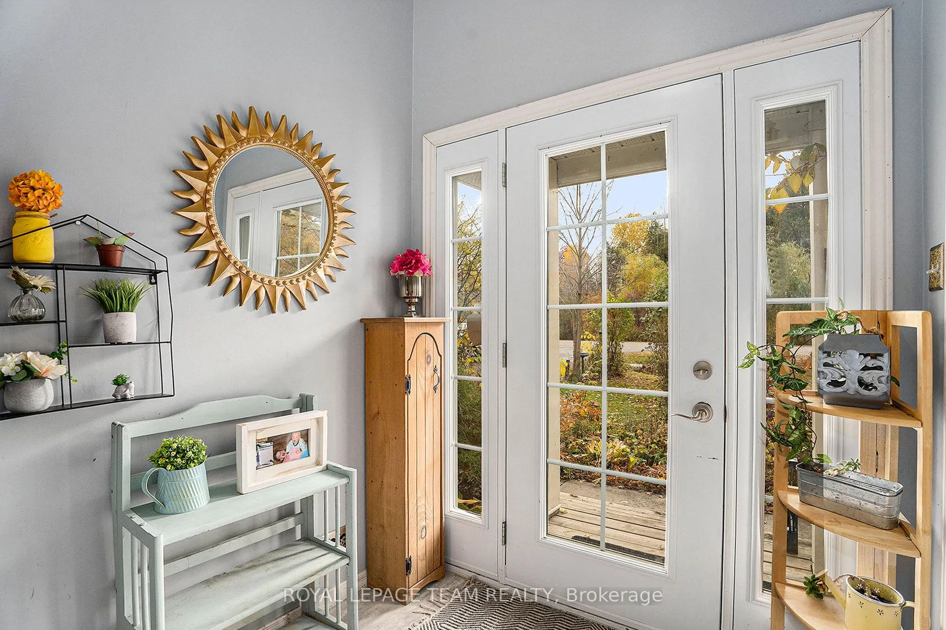 4 Black Walnut Road