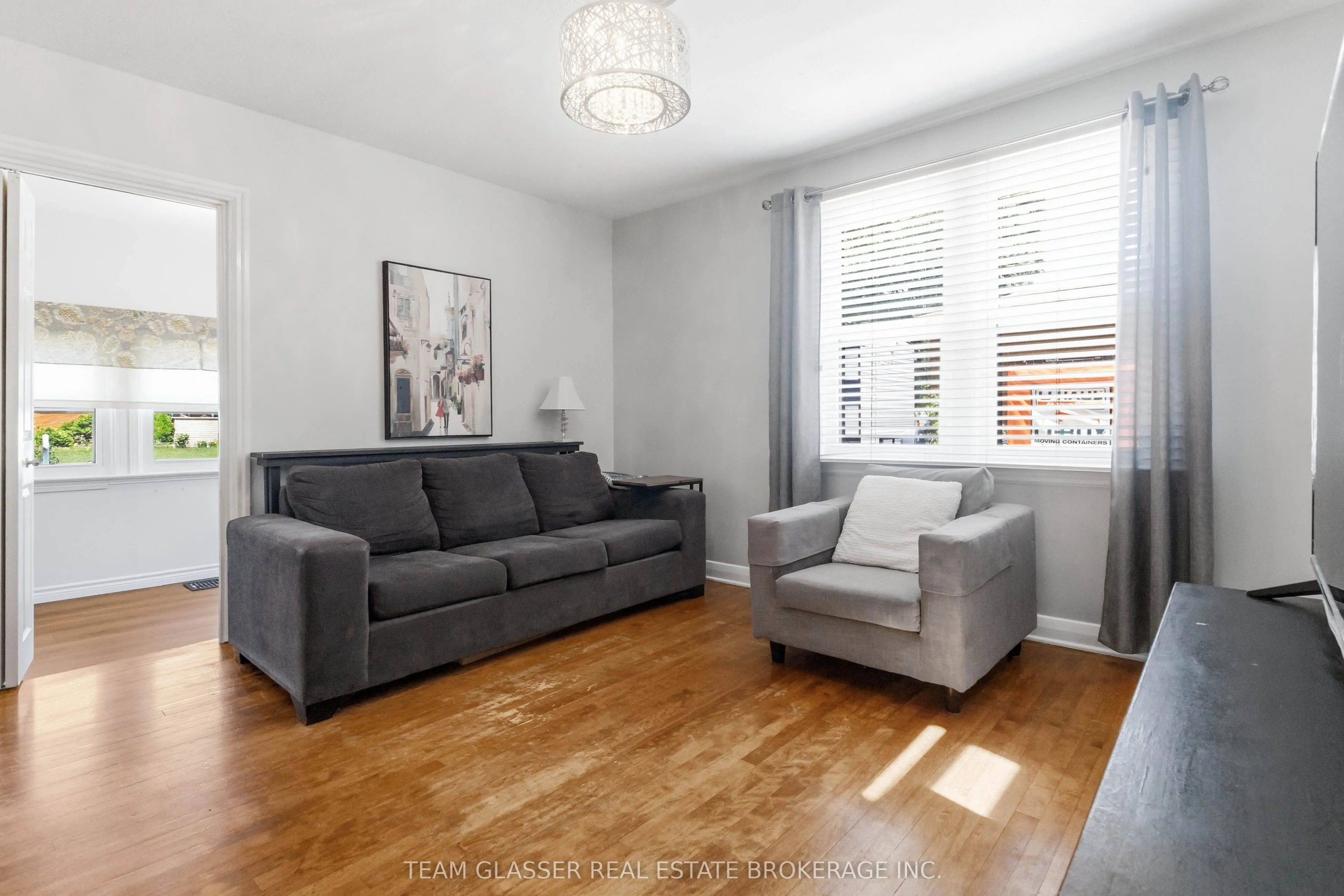 27 DENGATE Crescent