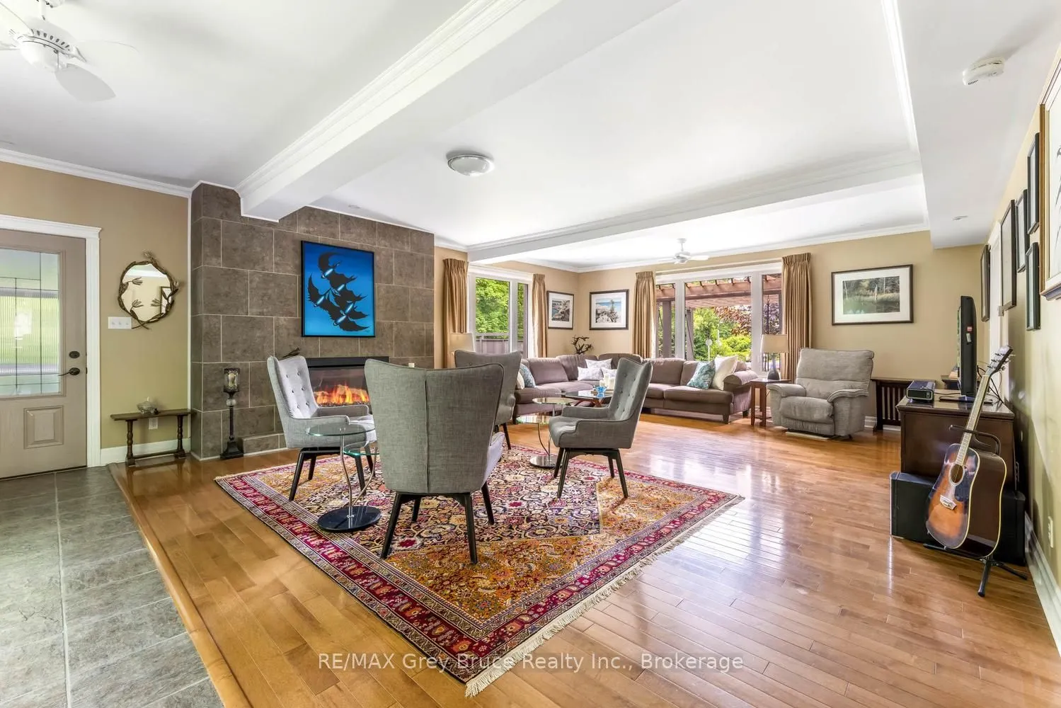 424 Huron Road