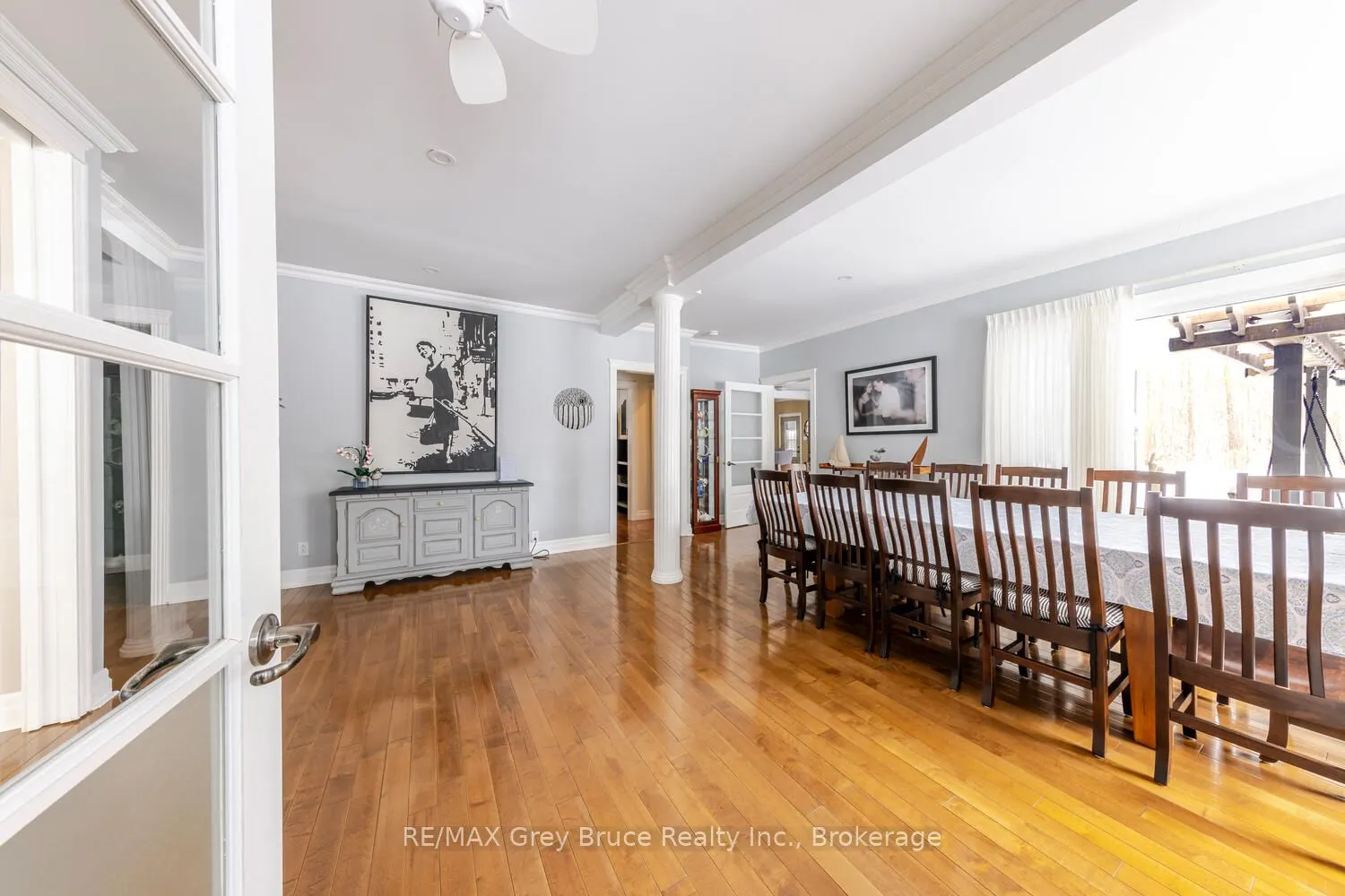 424 Huron Road