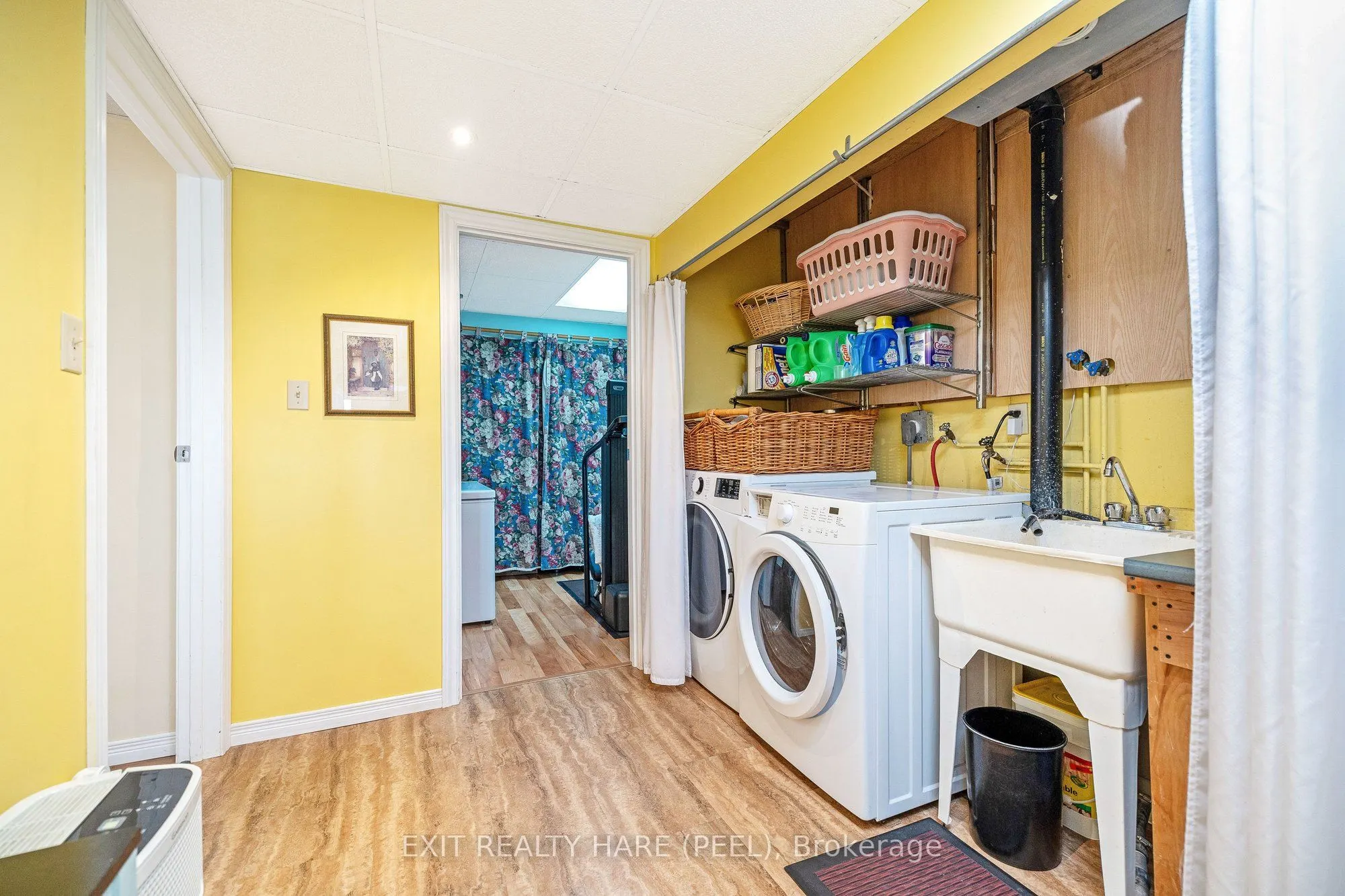 85 Leeson Street S