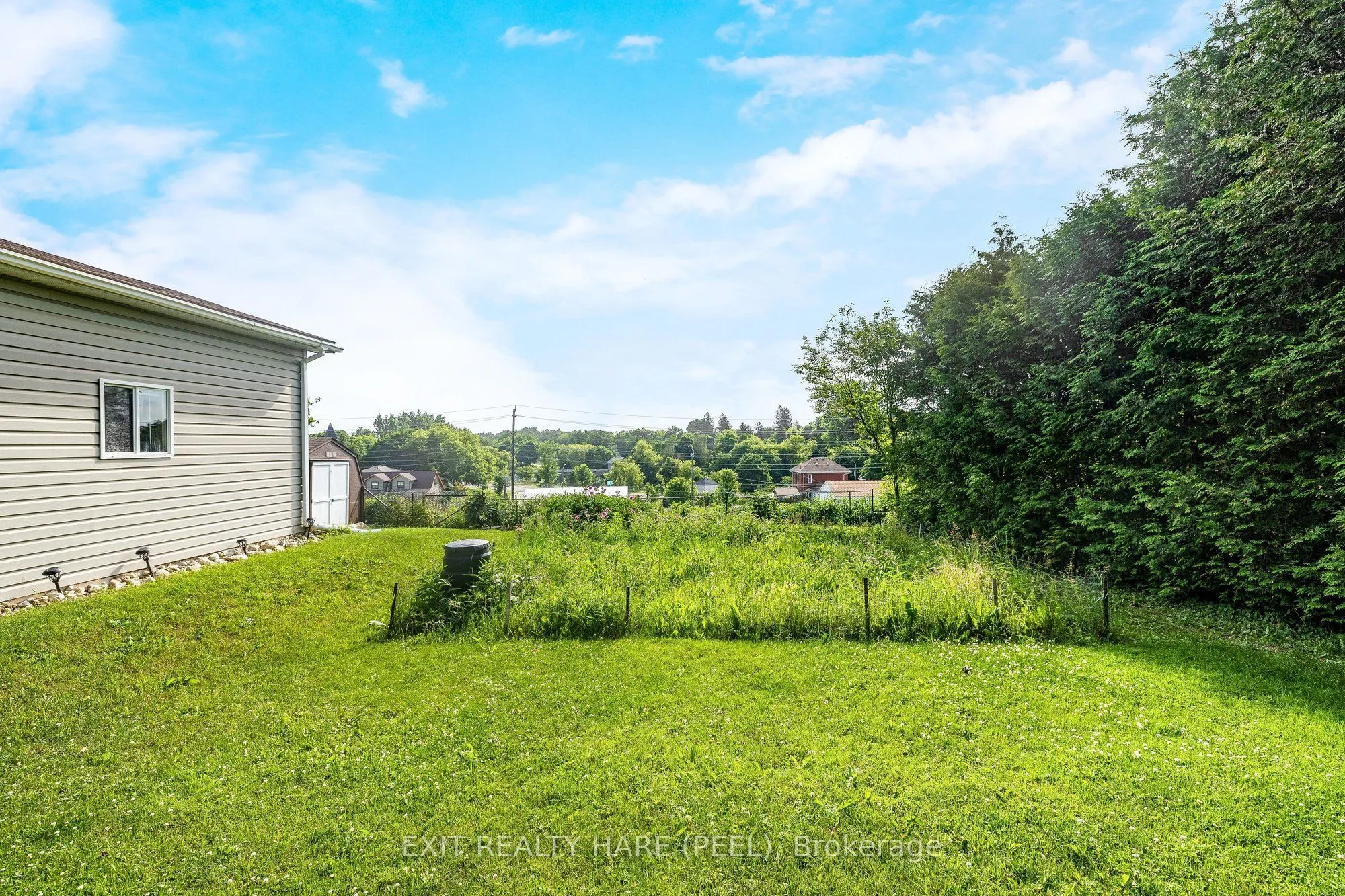 85 Leeson Street S