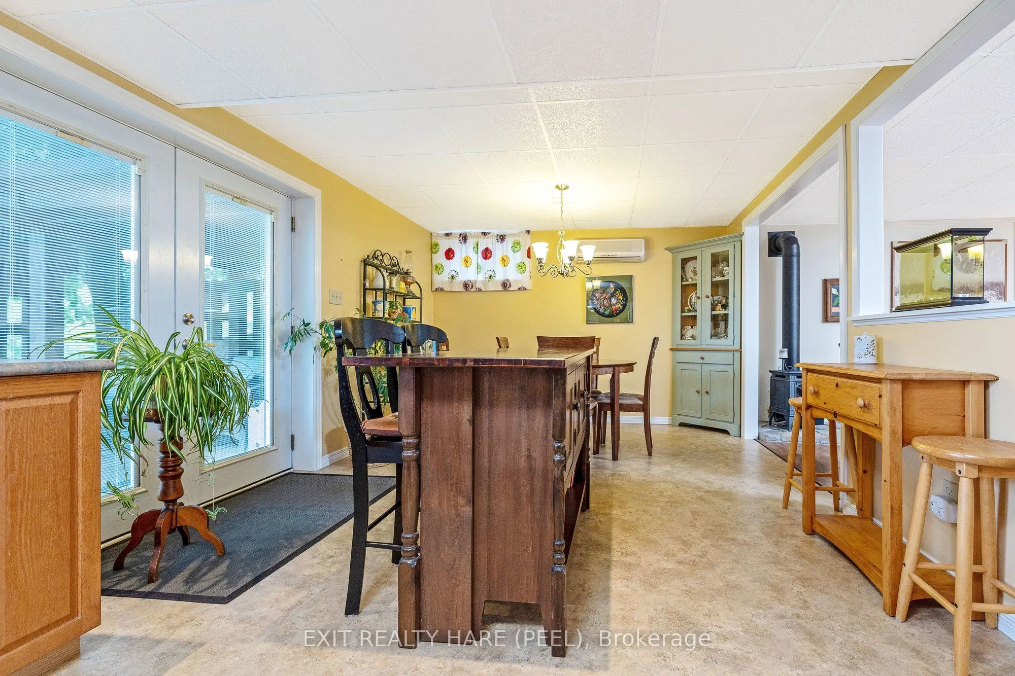85 Leeson Street S