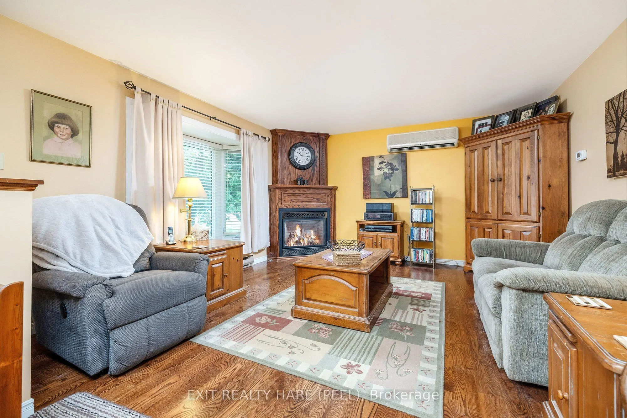 85 Leeson Street S