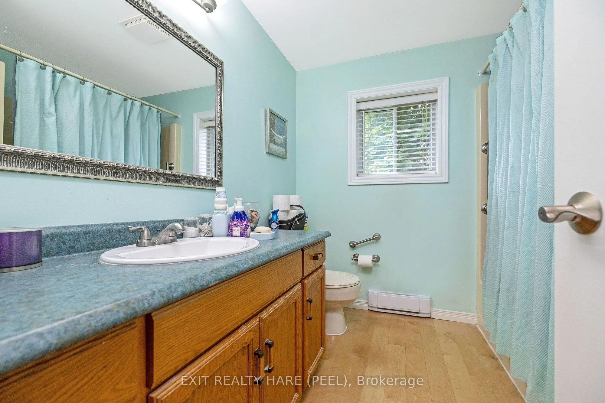 85 Leeson Street S