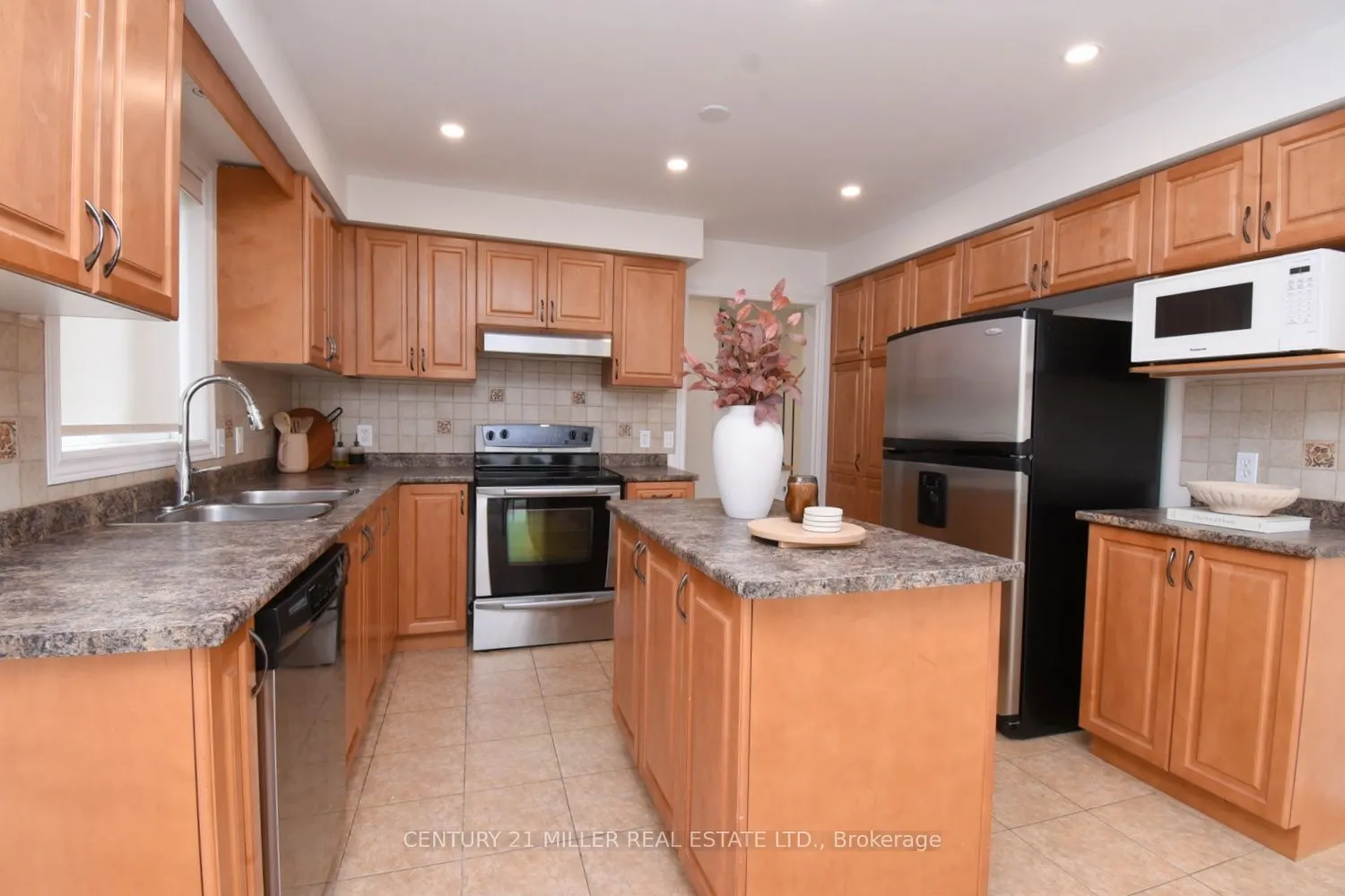 115 Bocelli Crescent