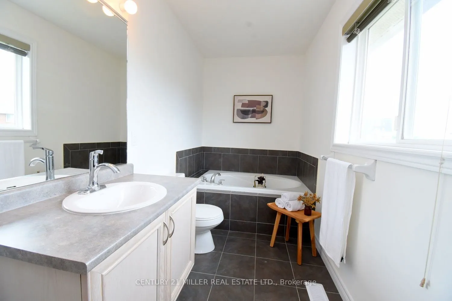 115 Bocelli Crescent