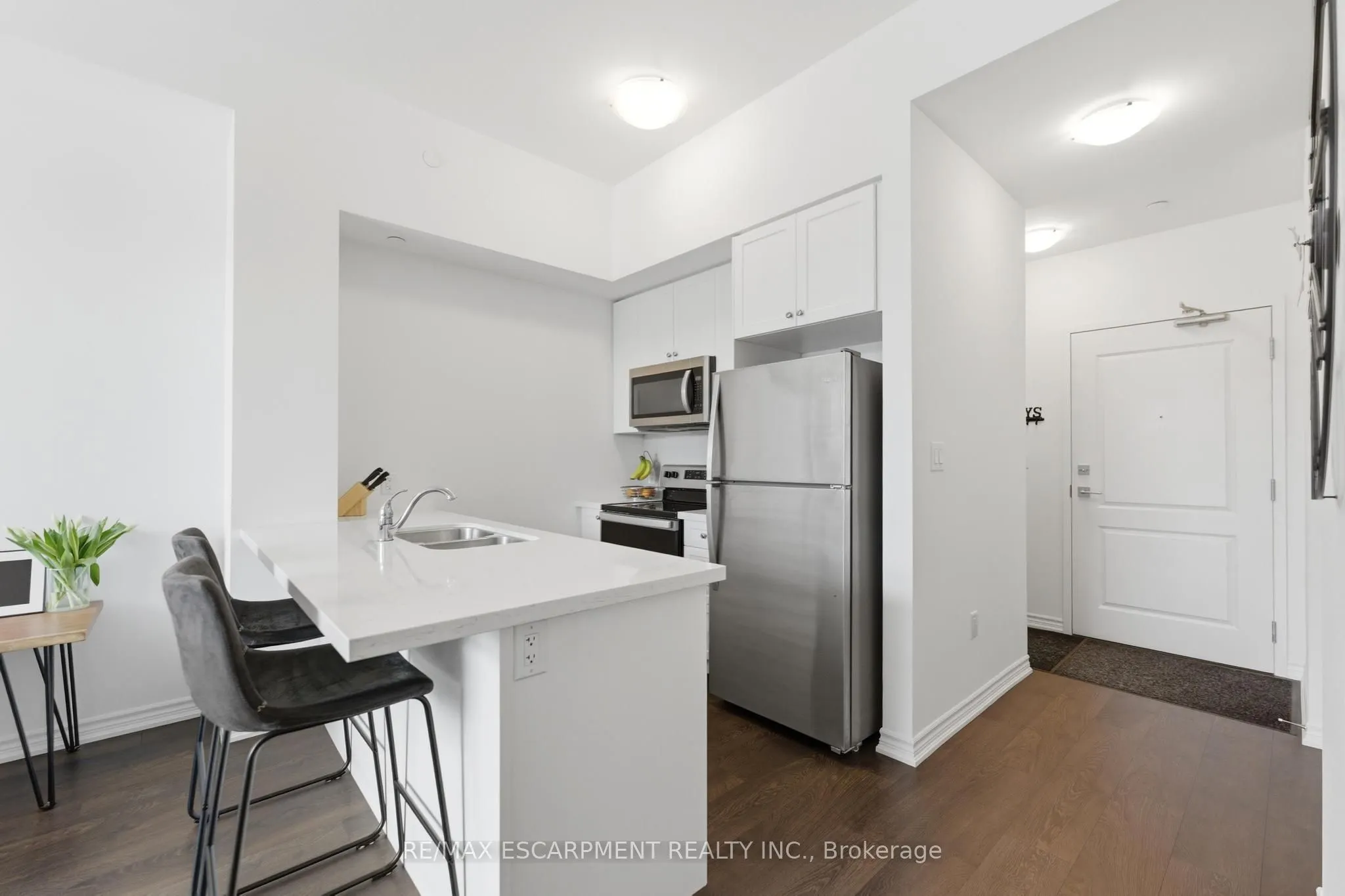 460 Dundas Street E #112