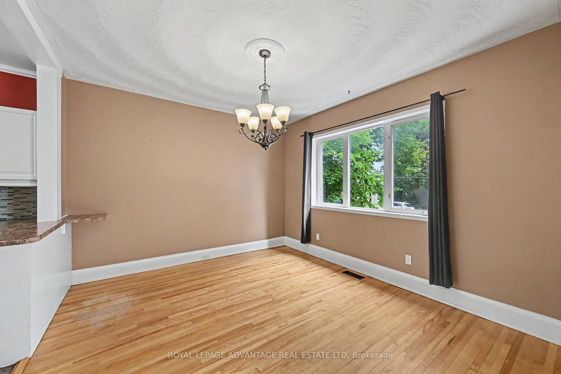 14 Beckwith Street E