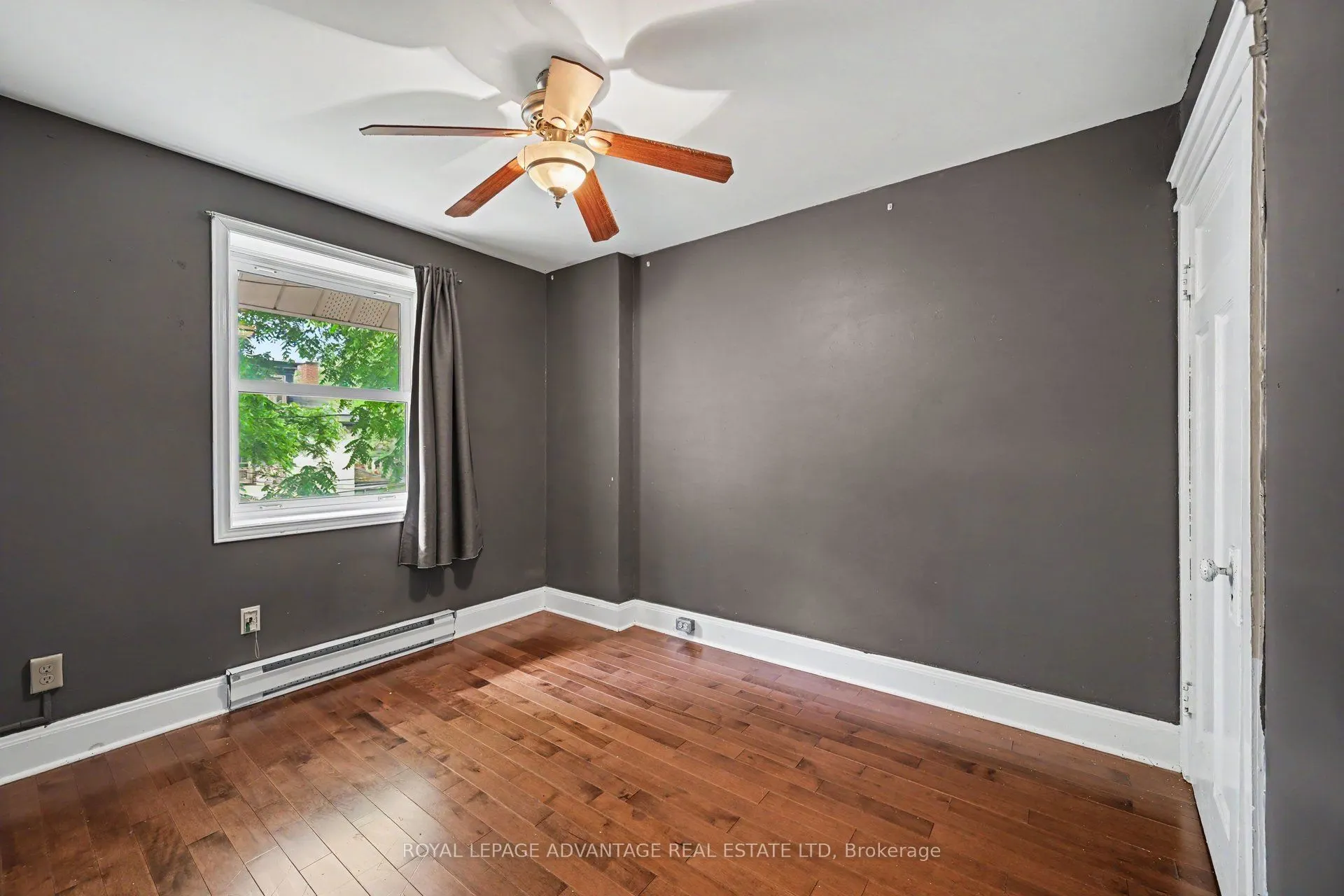 14 Beckwith Street E