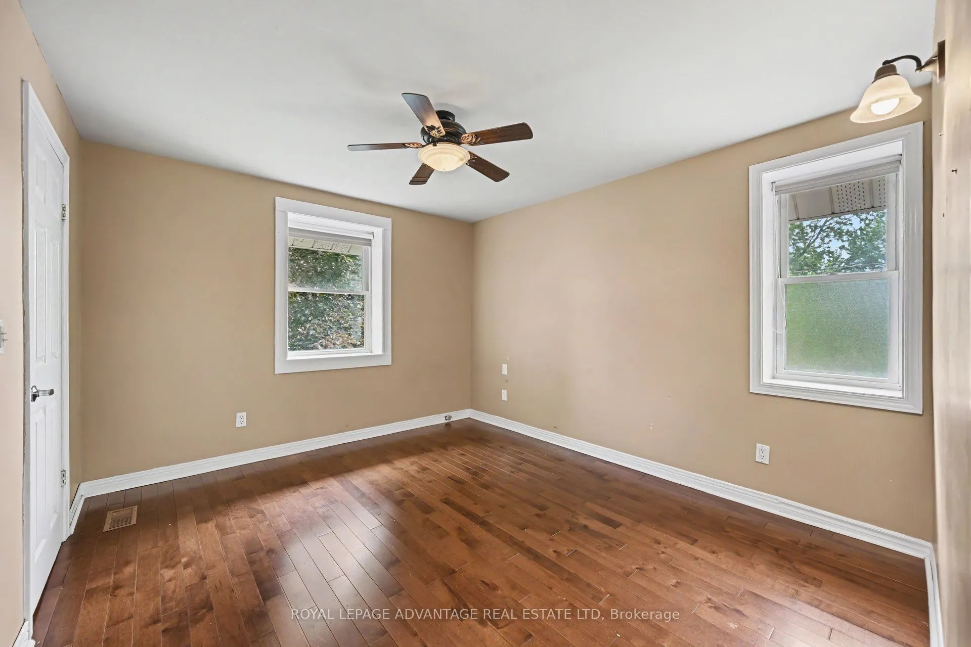 14 Beckwith Street E