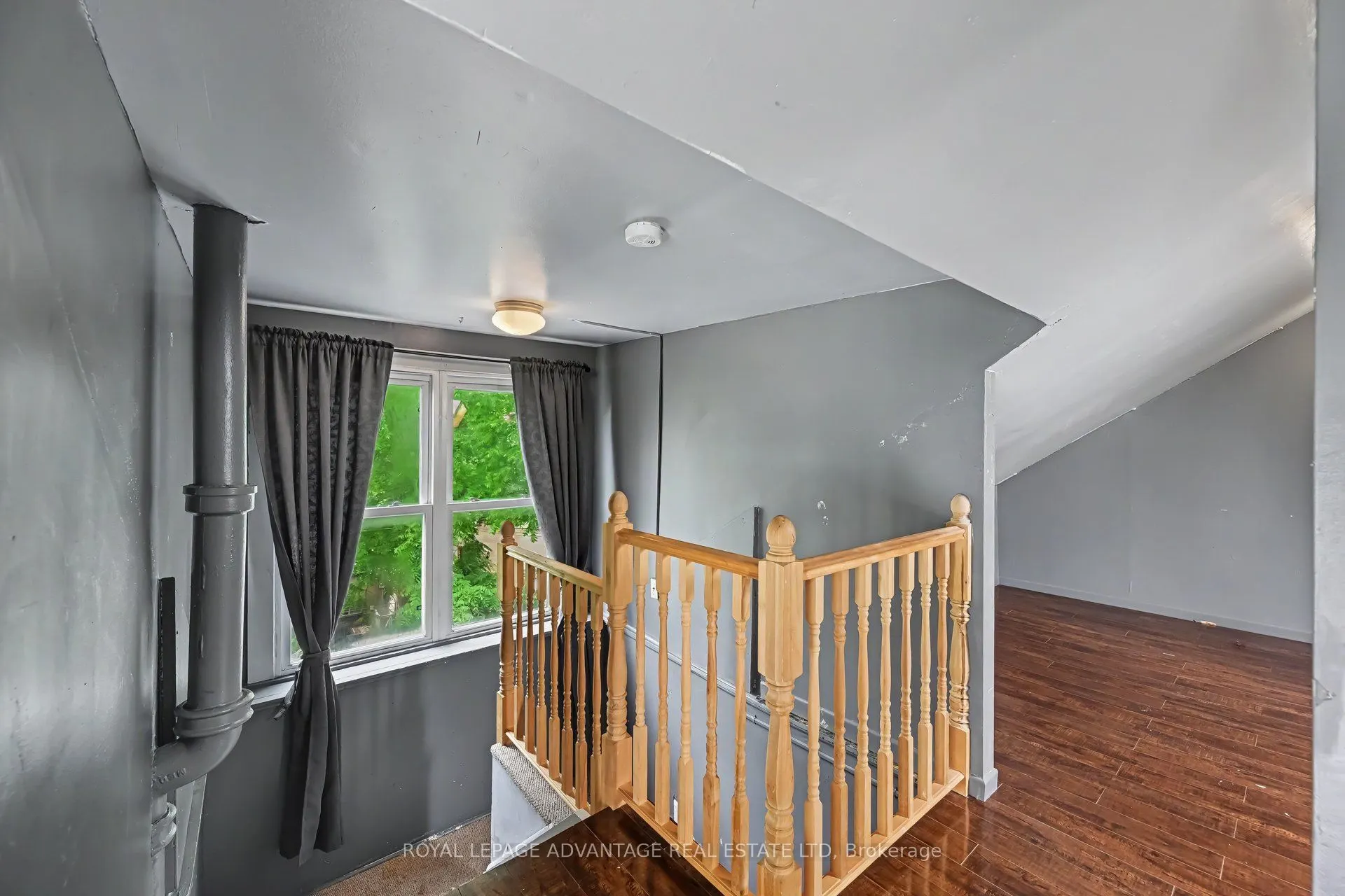 14 Beckwith Street E