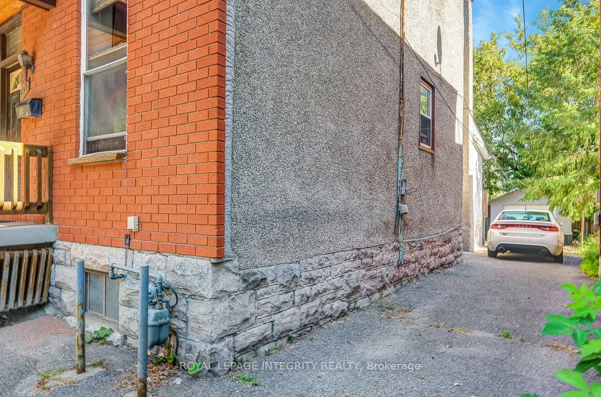 199 Henderson Avenue