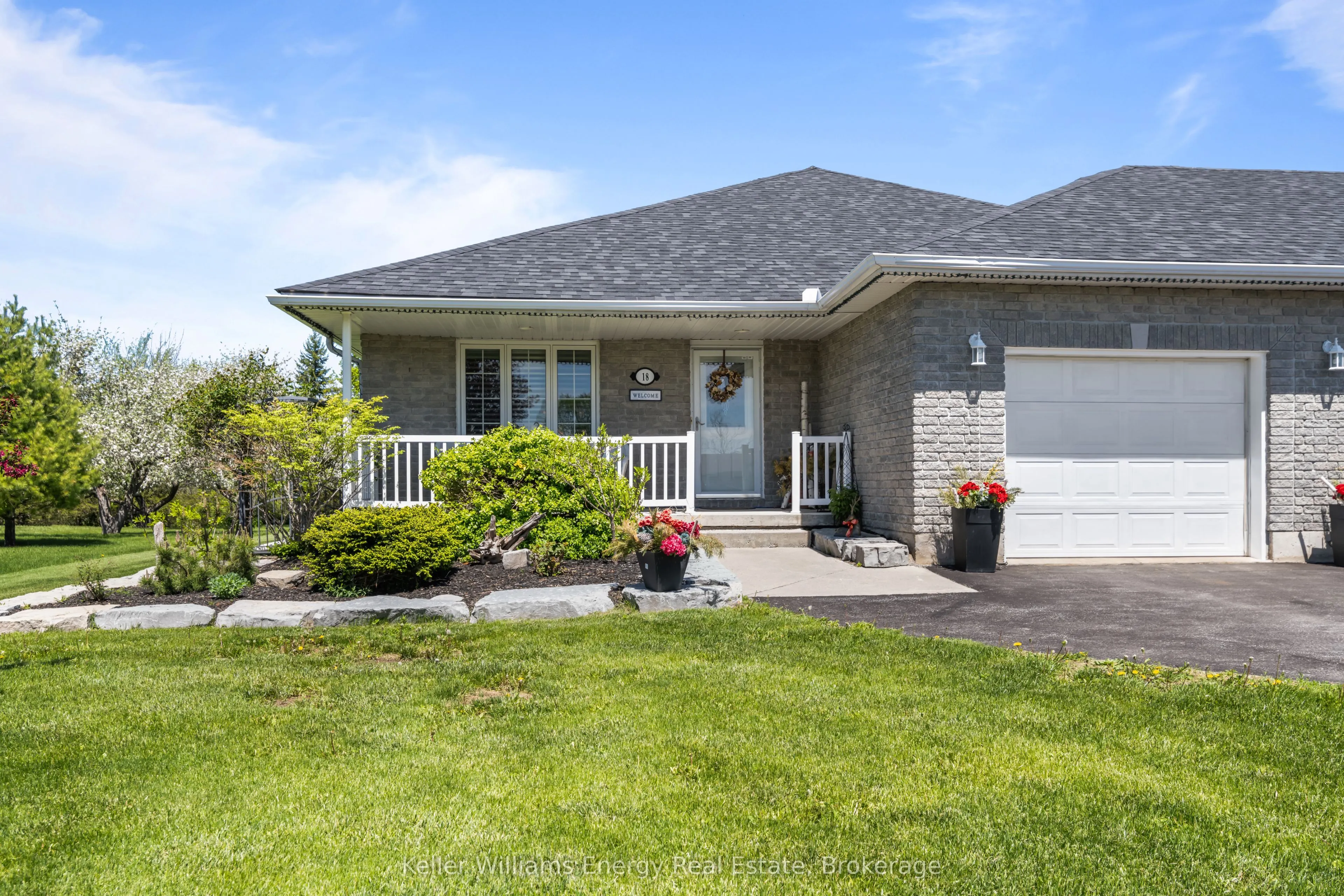 18 Applewood Drive
