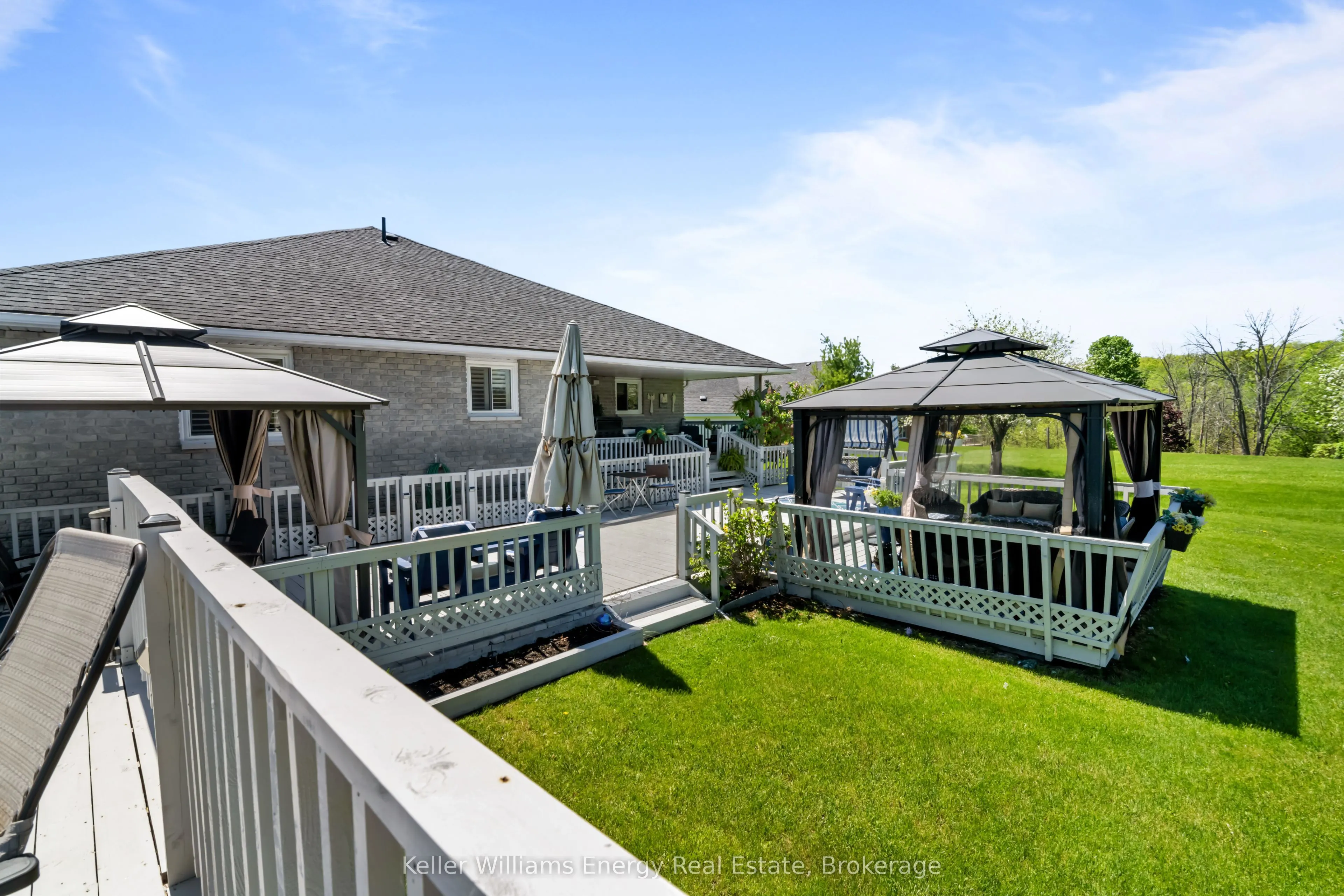 18 Applewood Drive
