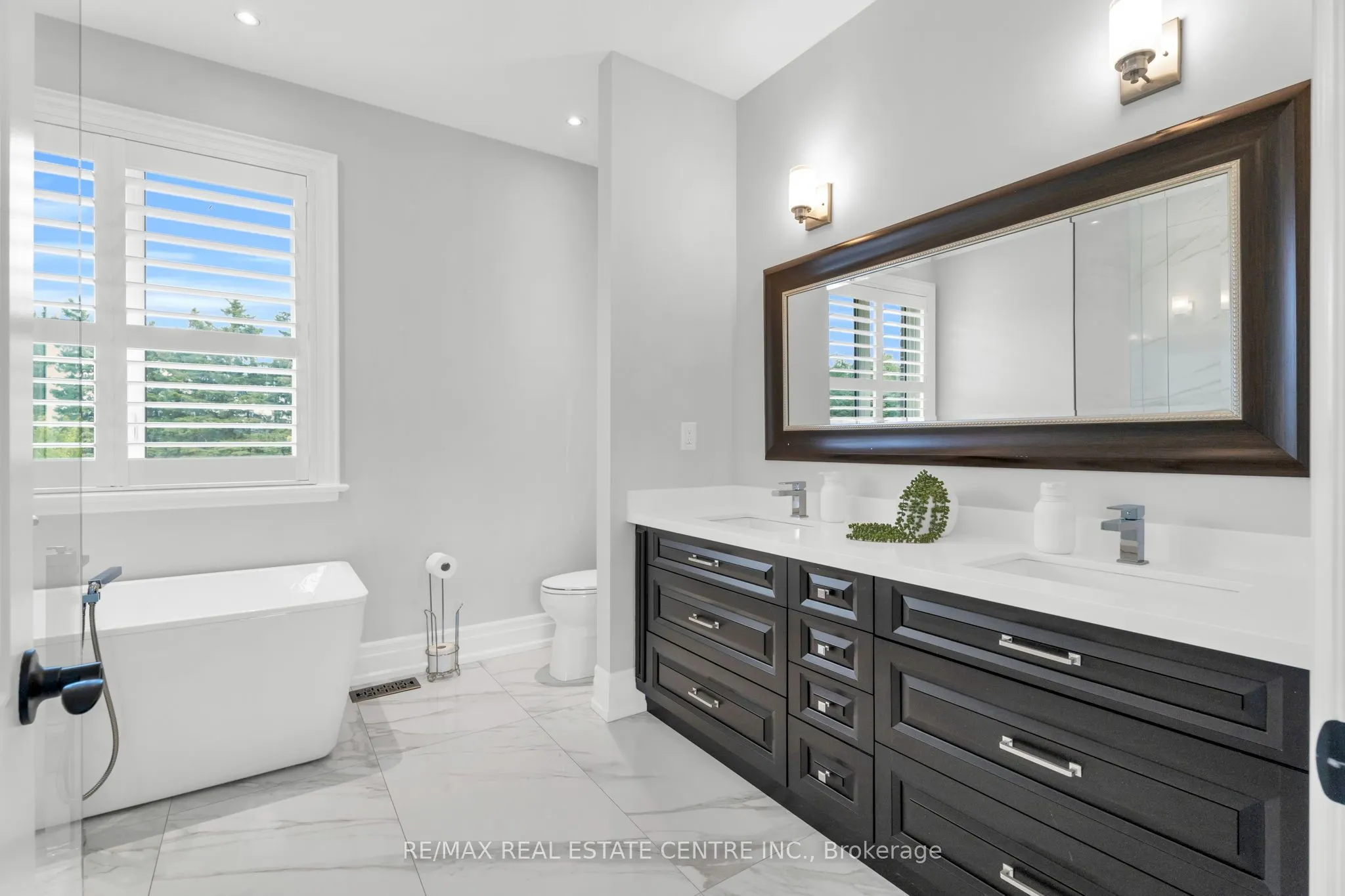 023181 Erin East Garafraxa Townline