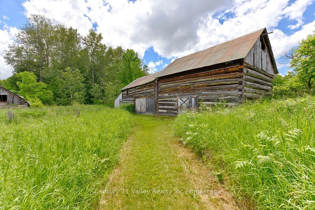 154 Mccauley Mountain Road