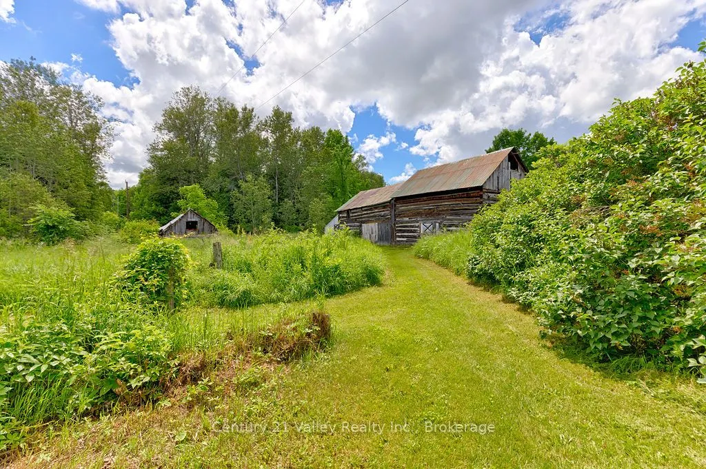 154 Mccauley Mountain Road