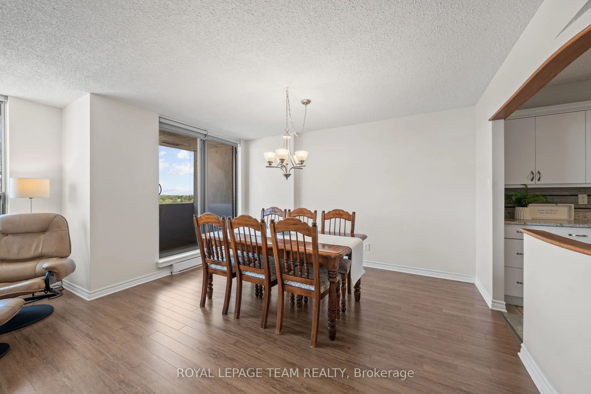 200 Lafontaine Avenue #1003