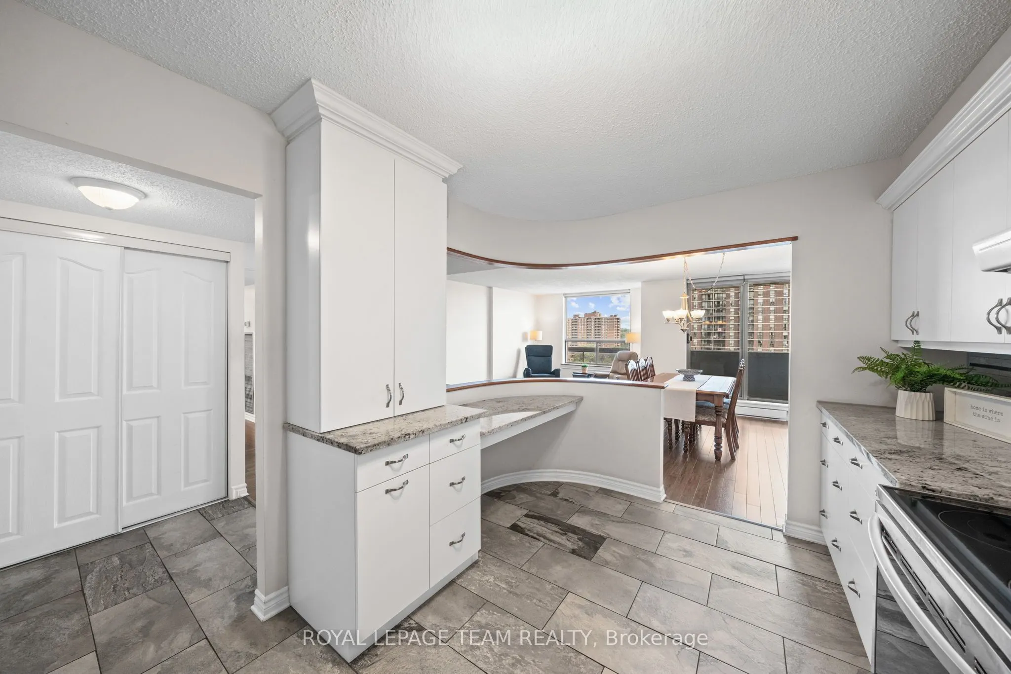 200 Lafontaine Avenue #1003