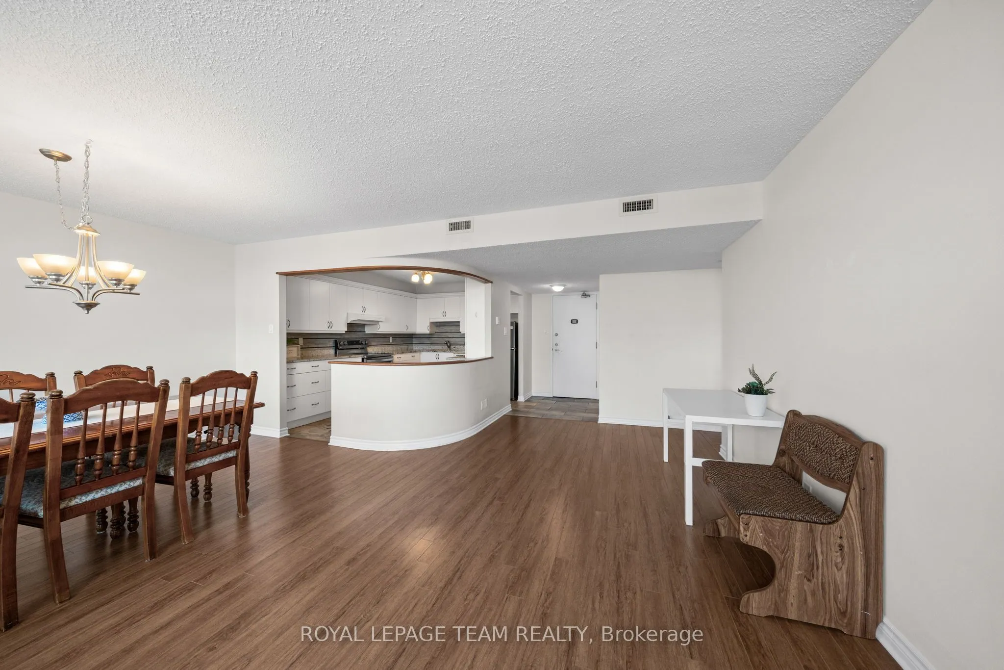 200 Lafontaine Avenue #1003