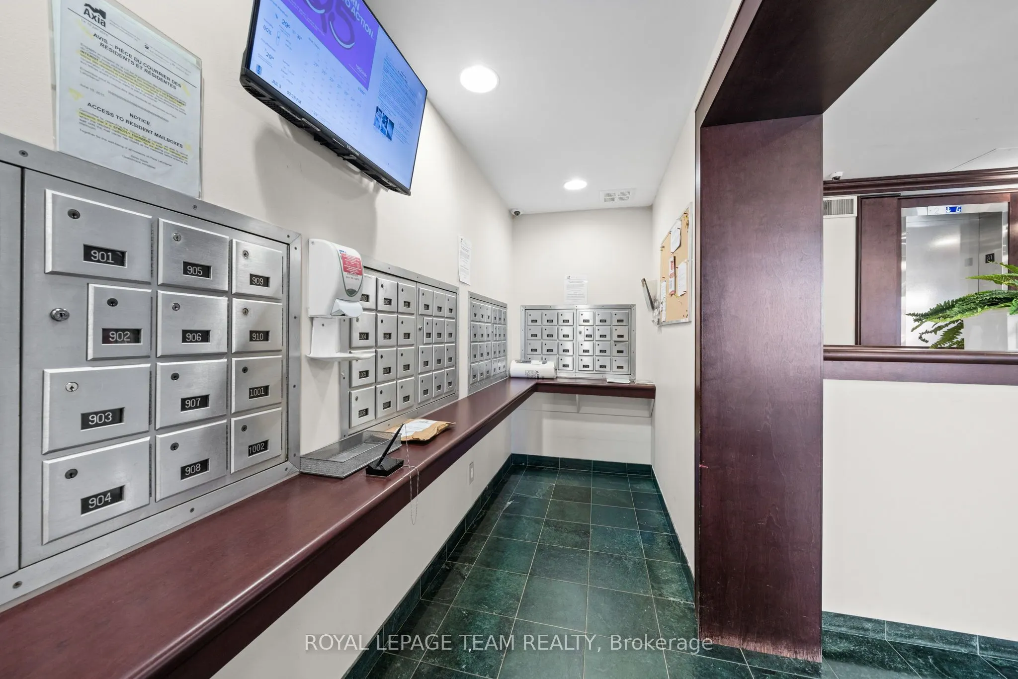200 Lafontaine Avenue #1003