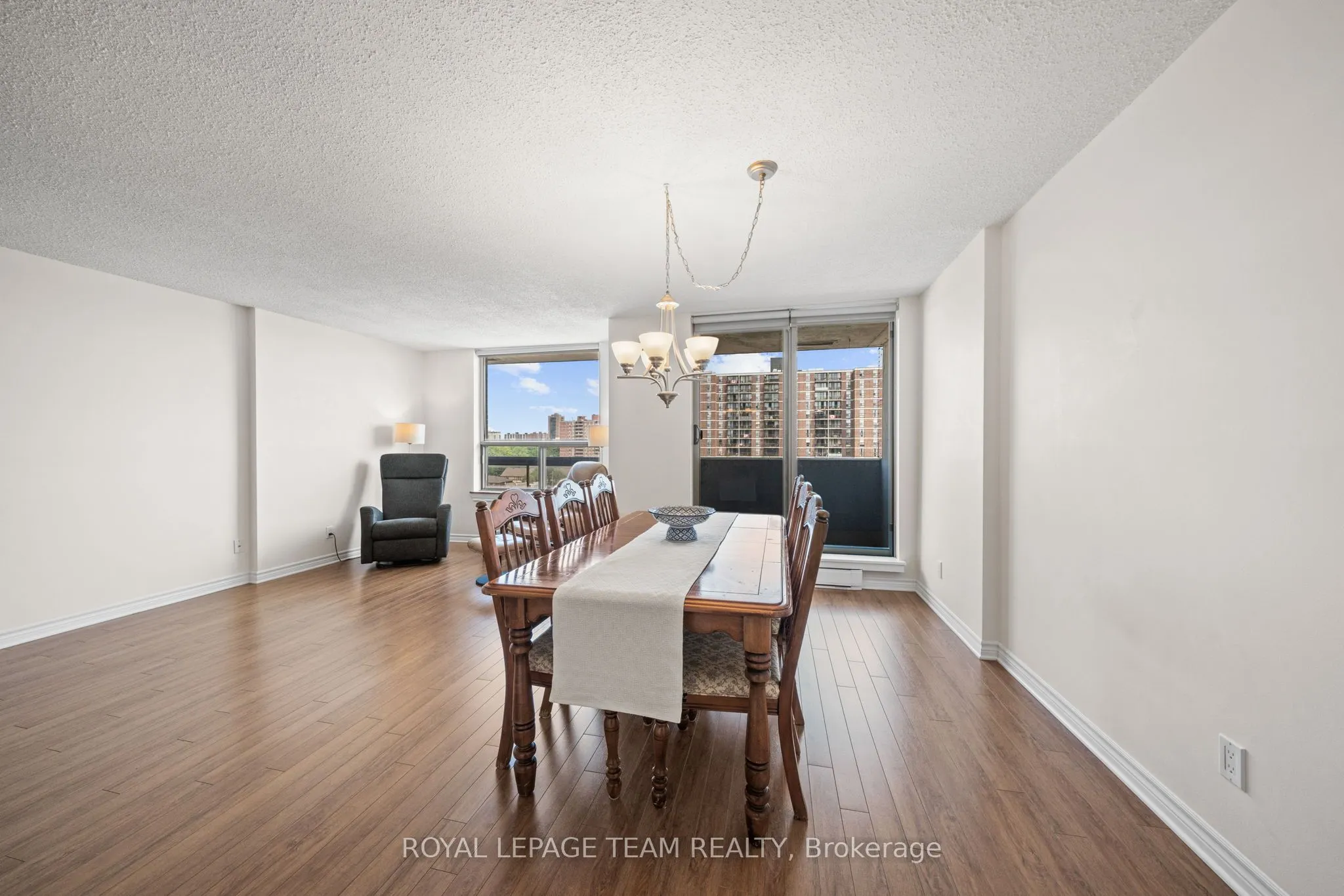 200 Lafontaine Avenue #1003