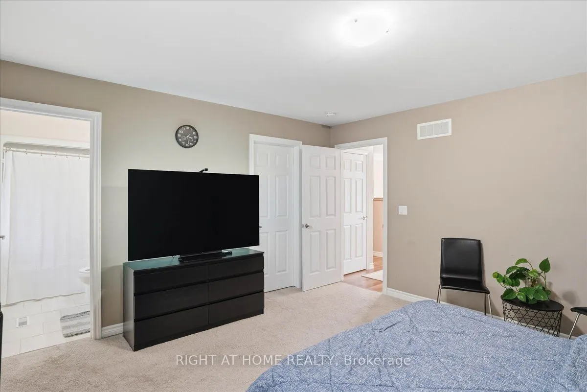 3 Nottingham Court #3