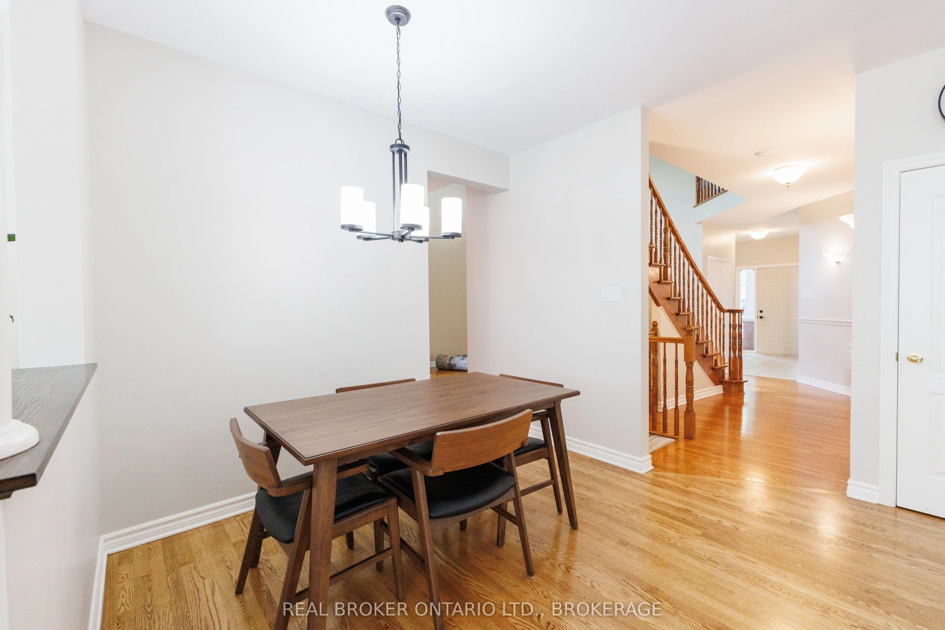 11 Redbridge Crescent