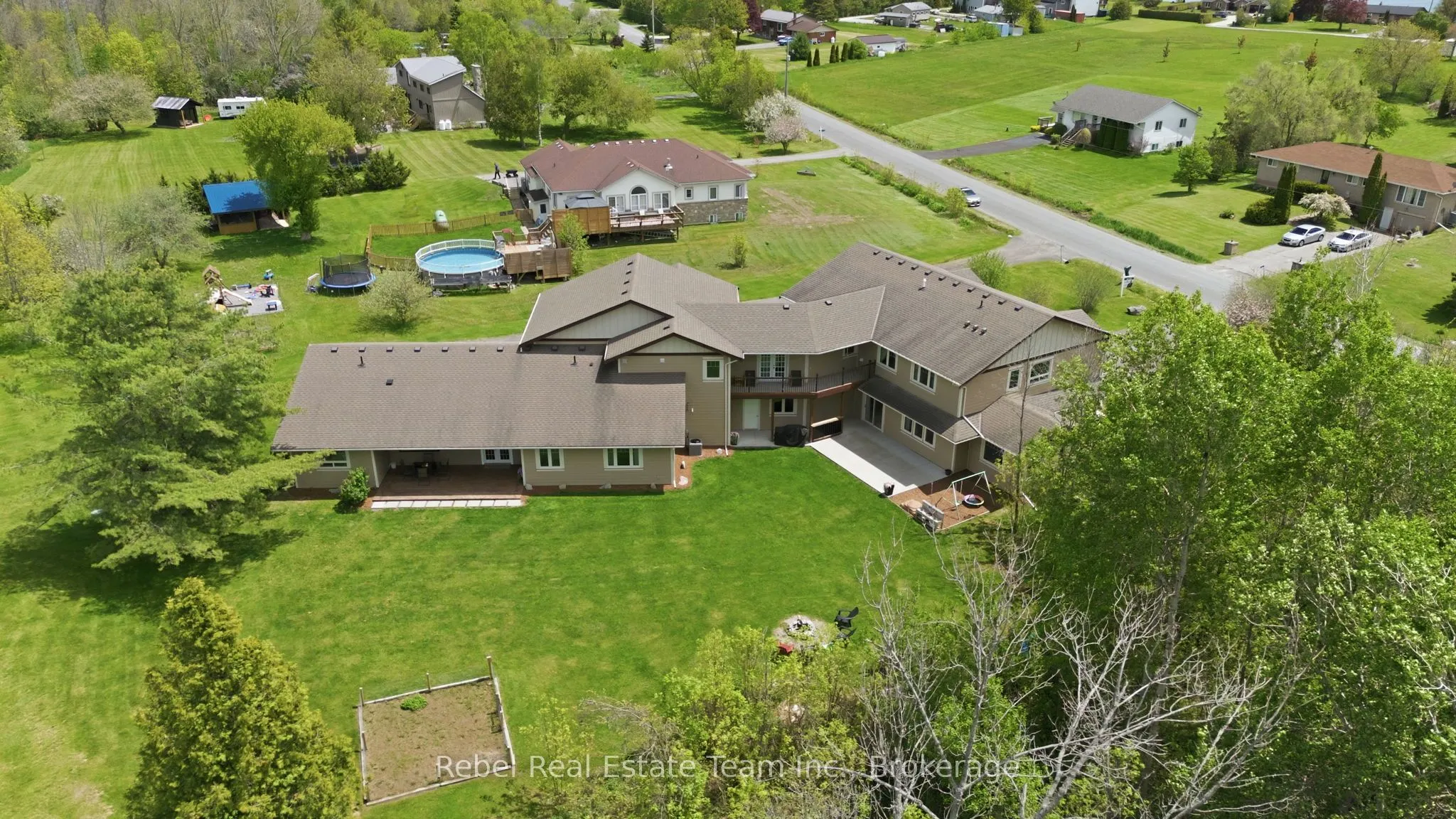 190 Lakeshore Road