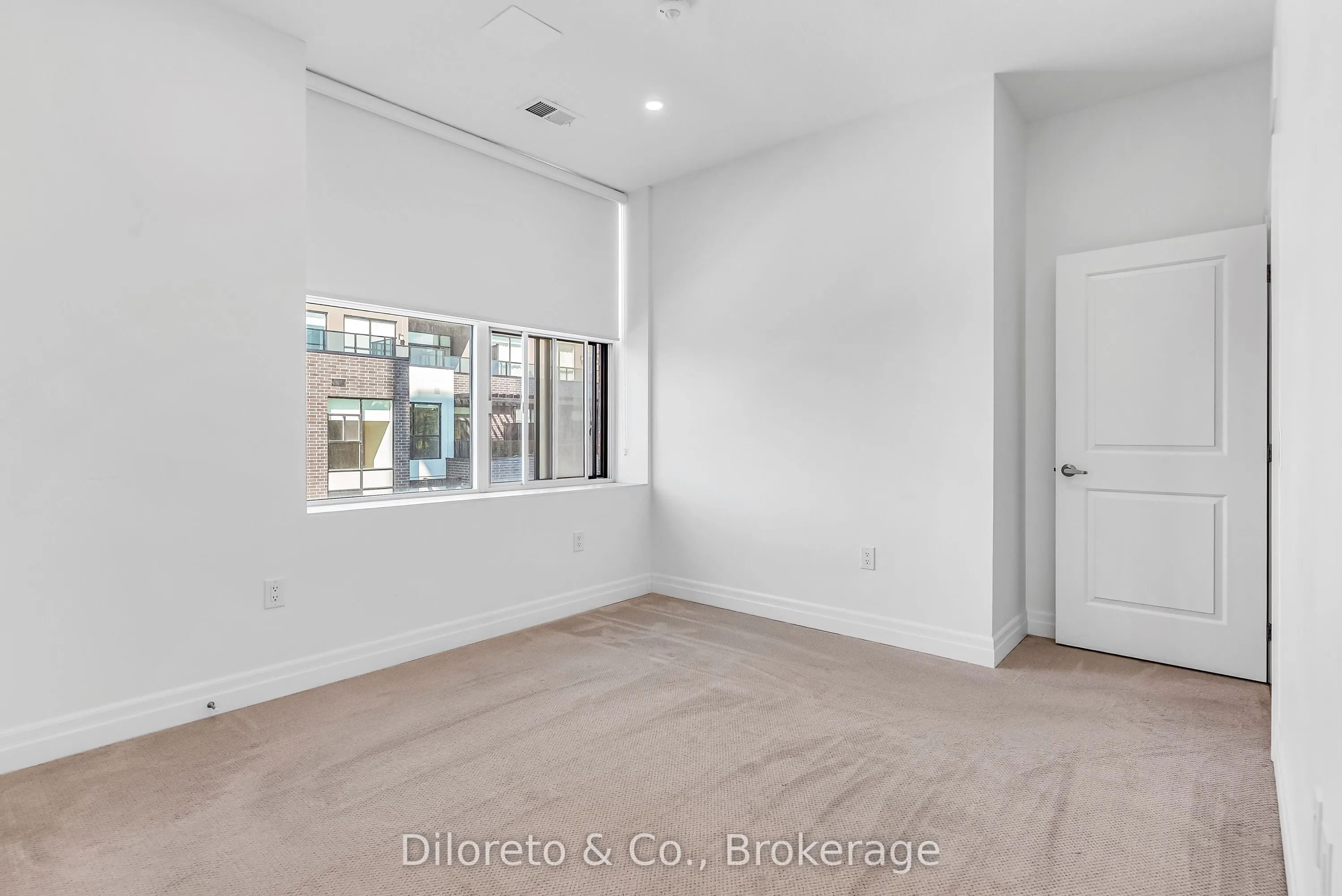 1880 GORDON Street #214