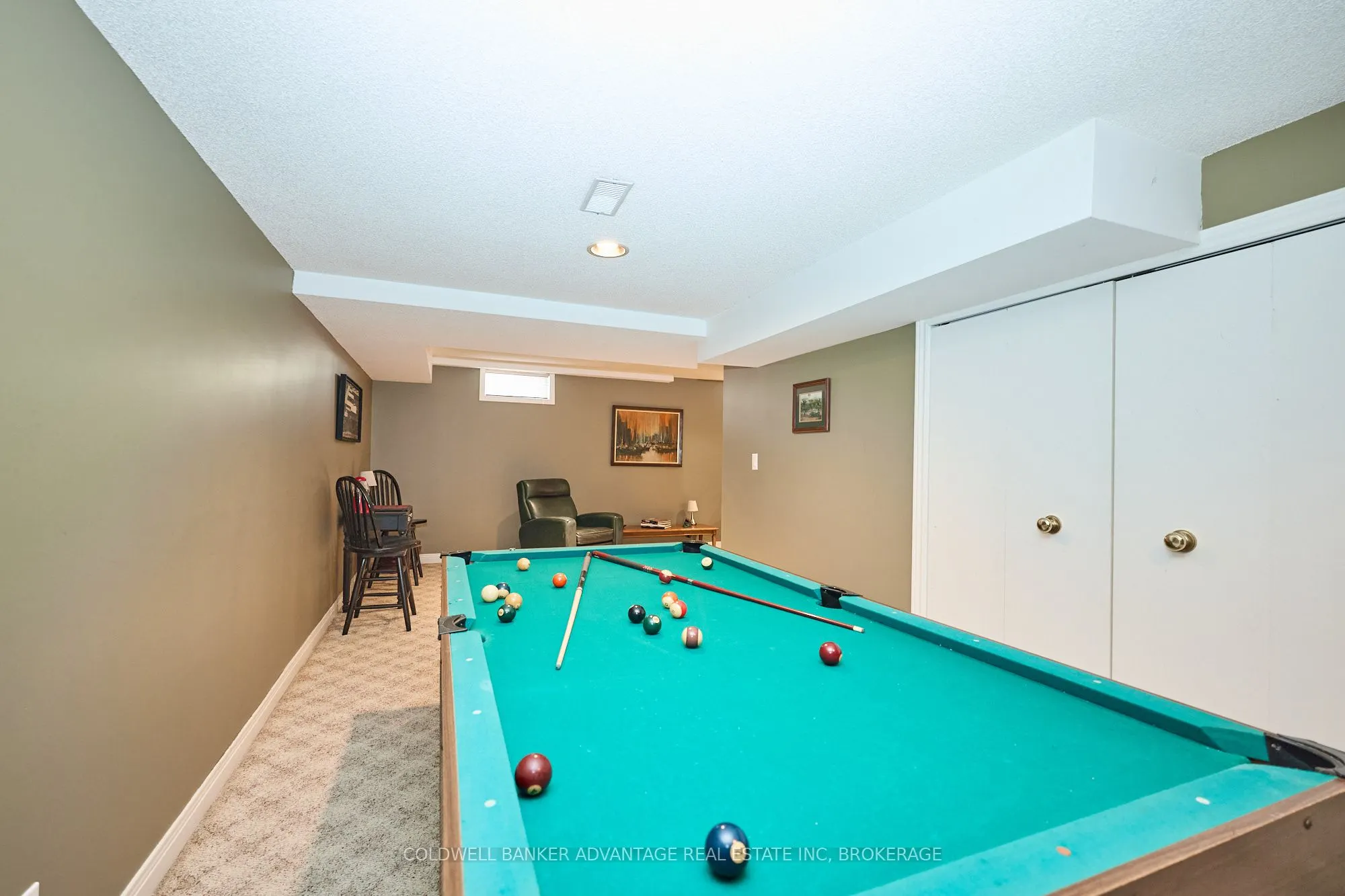28 Dixon Crescent