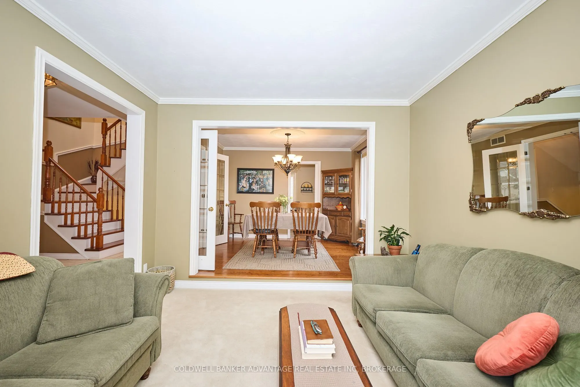 28 Dixon Crescent