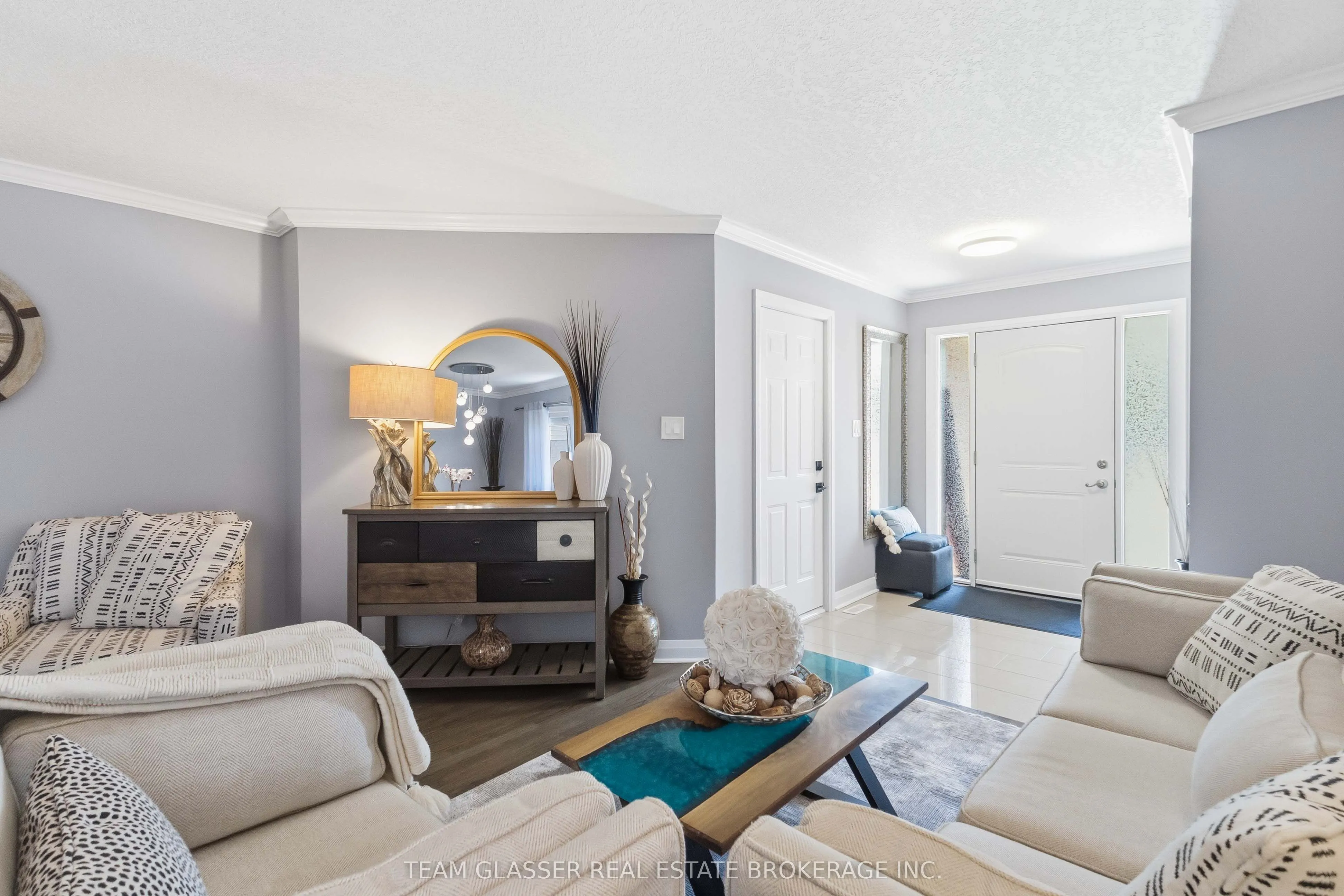 2334 MEADOWGATE Boulevard