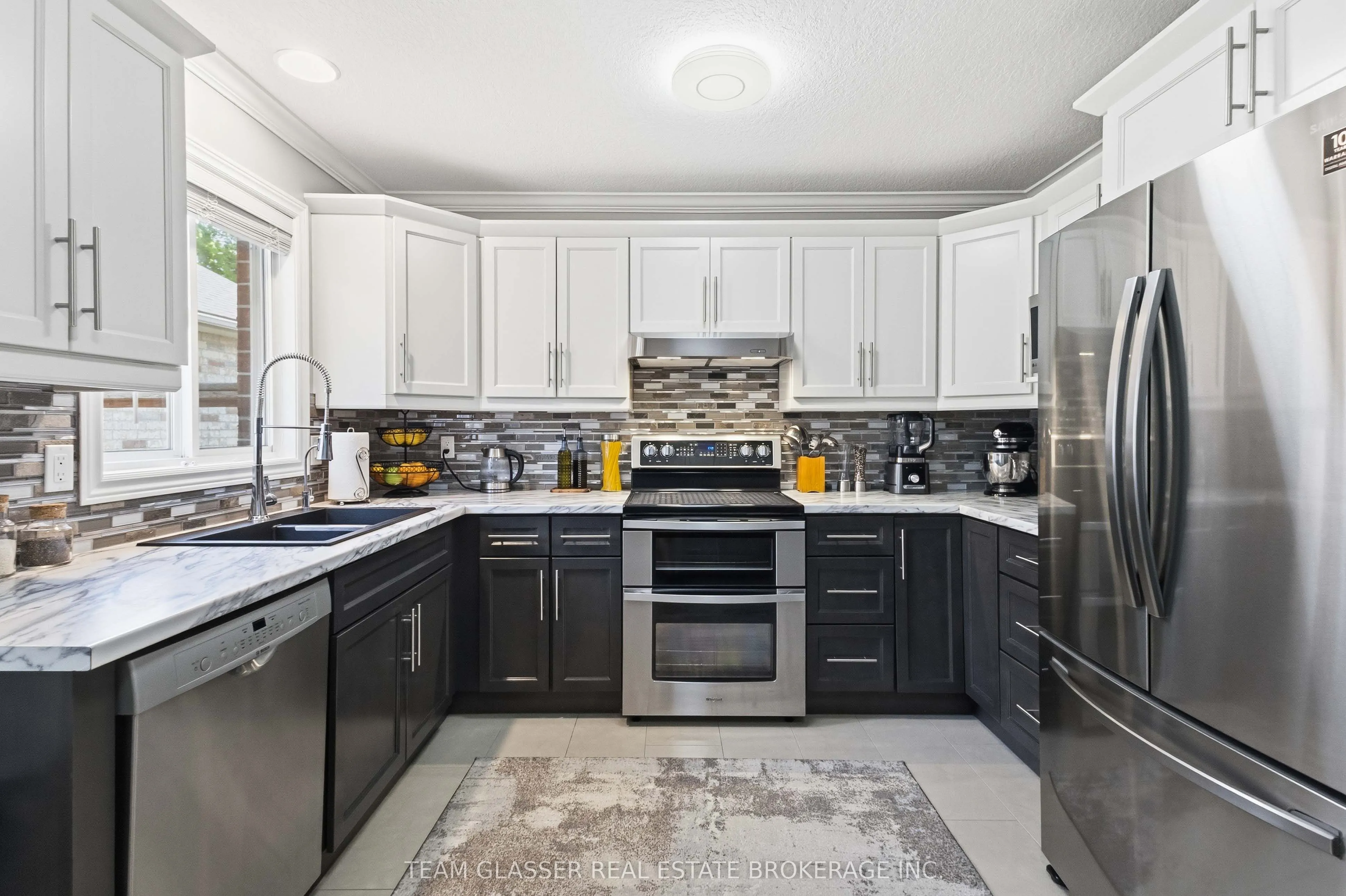 2334 MEADOWGATE Boulevard