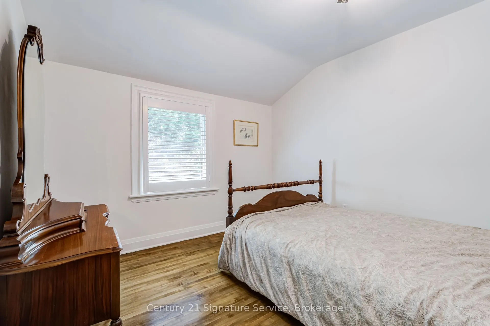 13 Allan Avenue