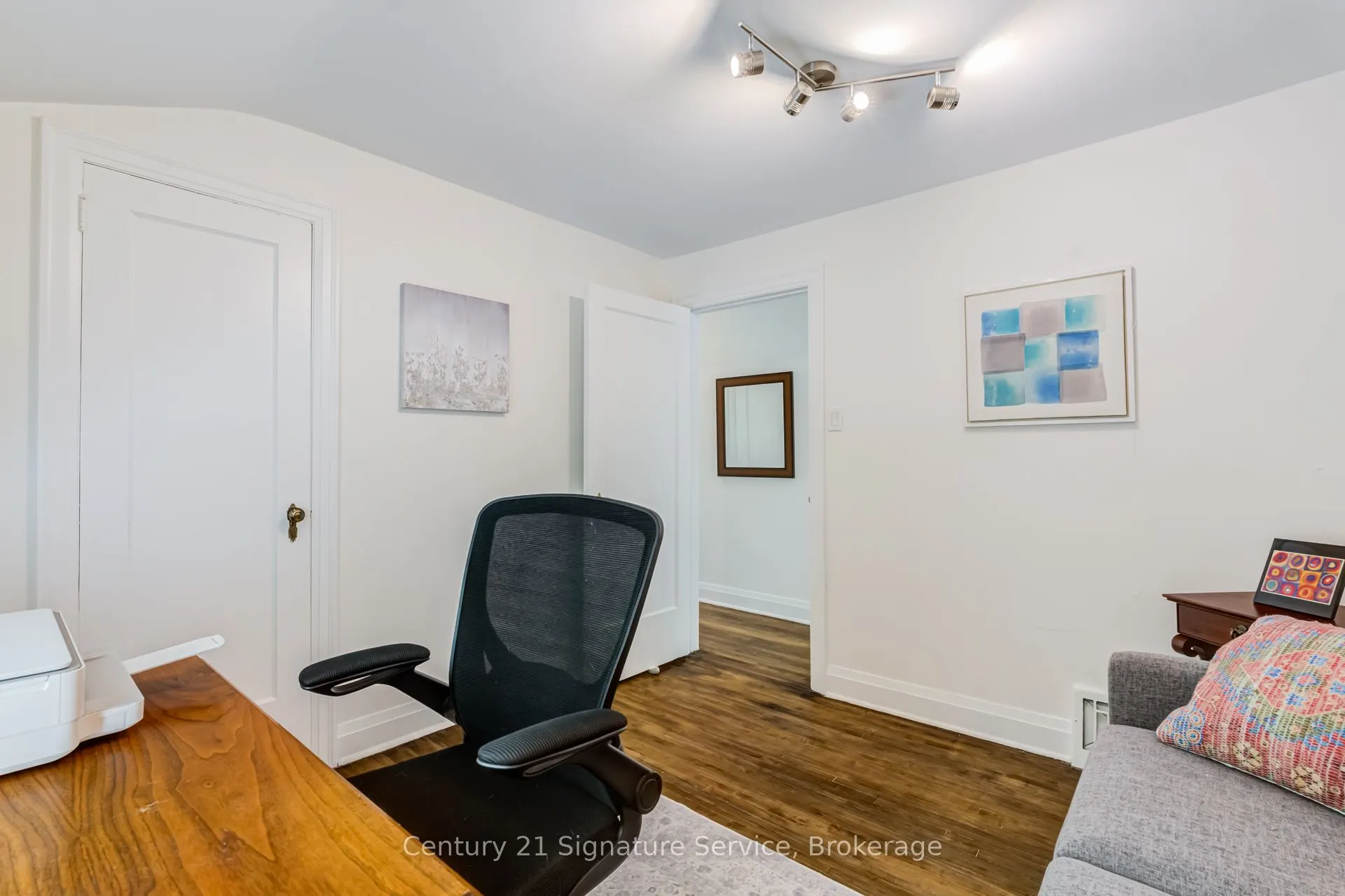 13 Allan Avenue