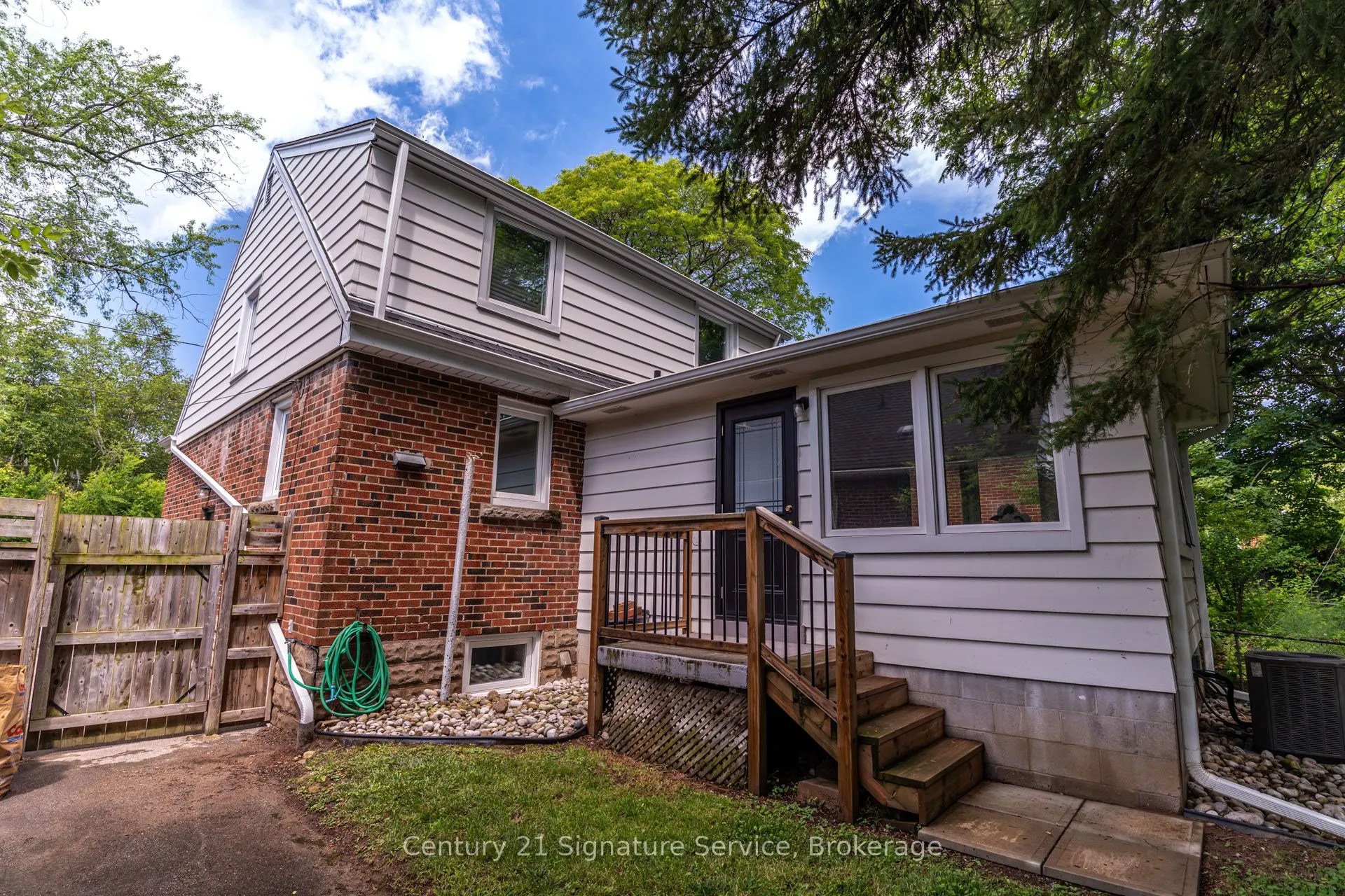 13 Allan Avenue